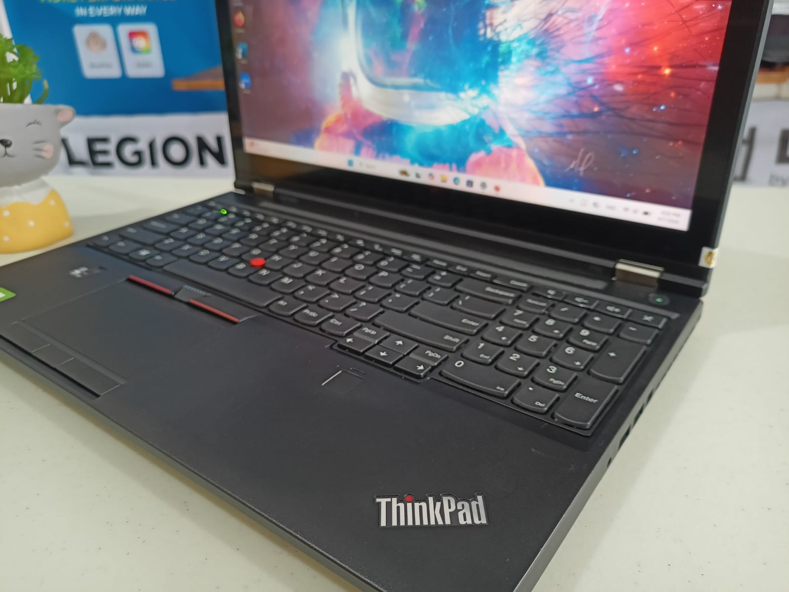 THINKPAD P50 Core i7-6820HQ / 8GB/ Ssd 256GB/ Nvidia Quadro M200M (4GB)/ Touchscreen - Gambar 3
