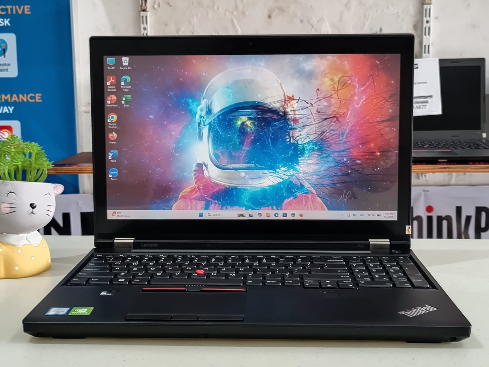 THINKPAD P50 Core i7-6820HQ / 8GB/ Ssd 256GB/ Nvidia Quadro M200M (4GB)/ Touchscreen