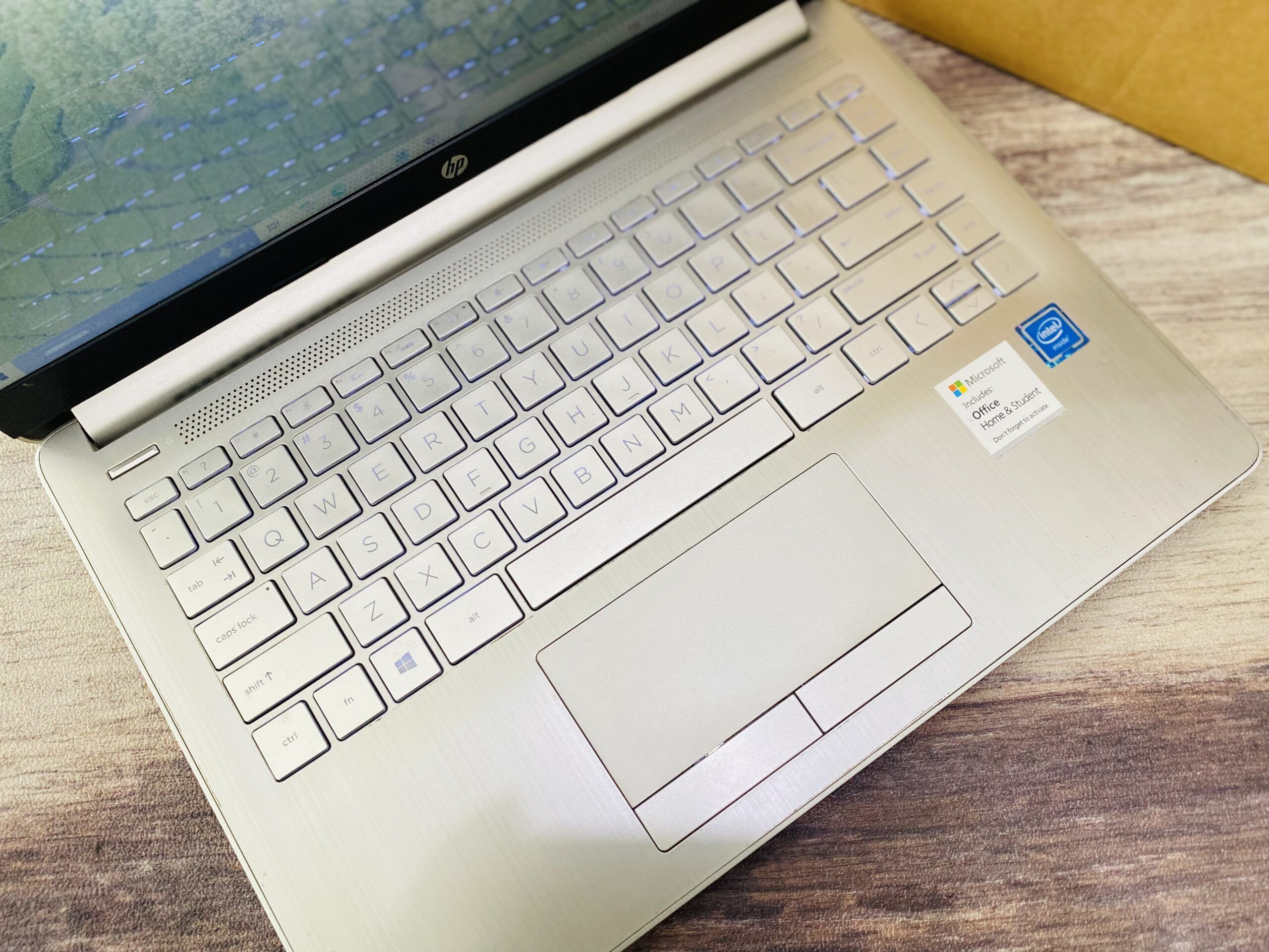 LAPTOP HP 14S-CF2017TU | INTEL CELERON N4020 ( RAM 4GB / SSD 256GB ) - Gambar 3