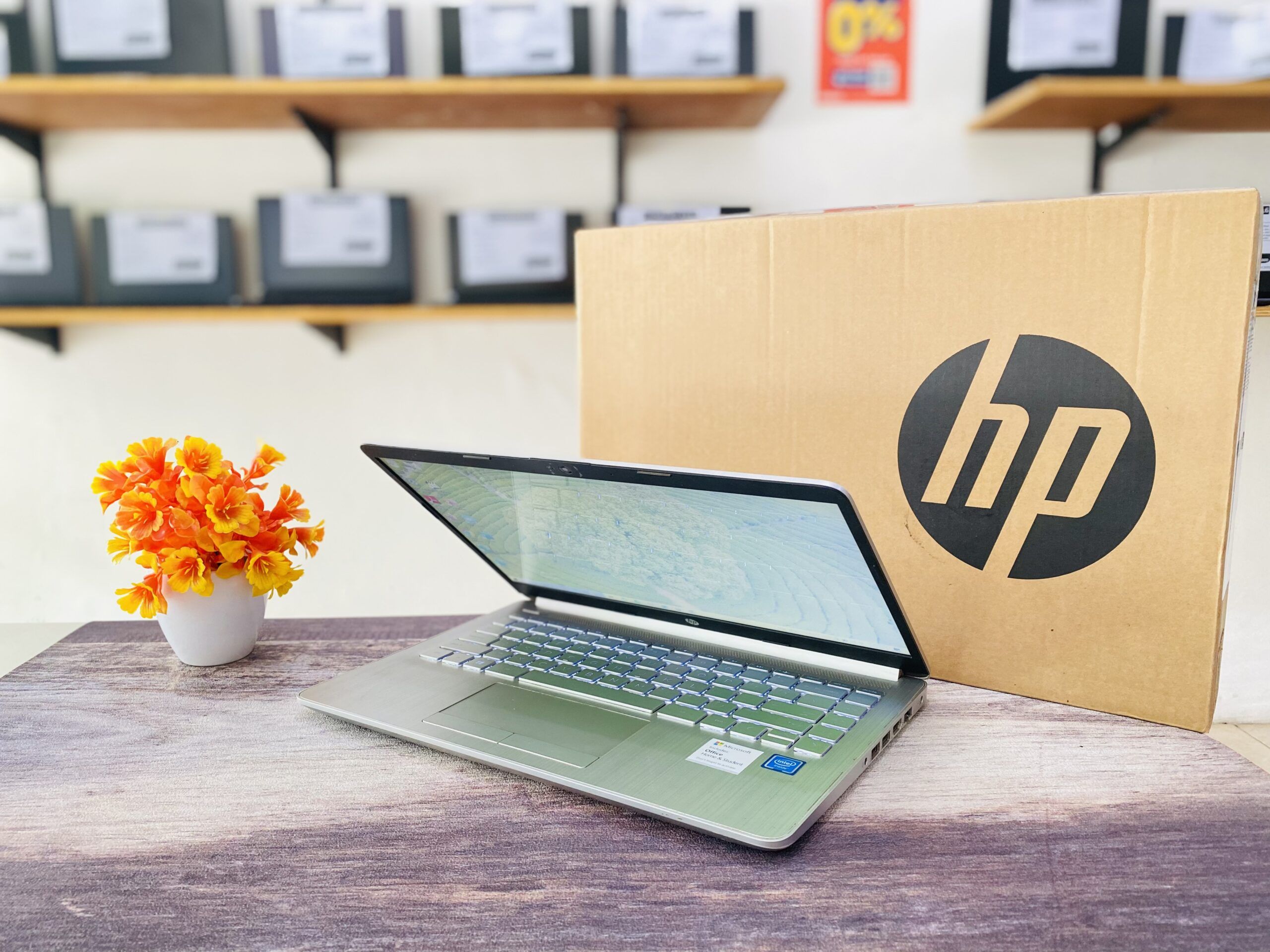 LAPTOP HP 14S-CF2017TU | INTEL CELERON N4020 ( RAM 4GB / SSD 256GB ) - Gambar 4