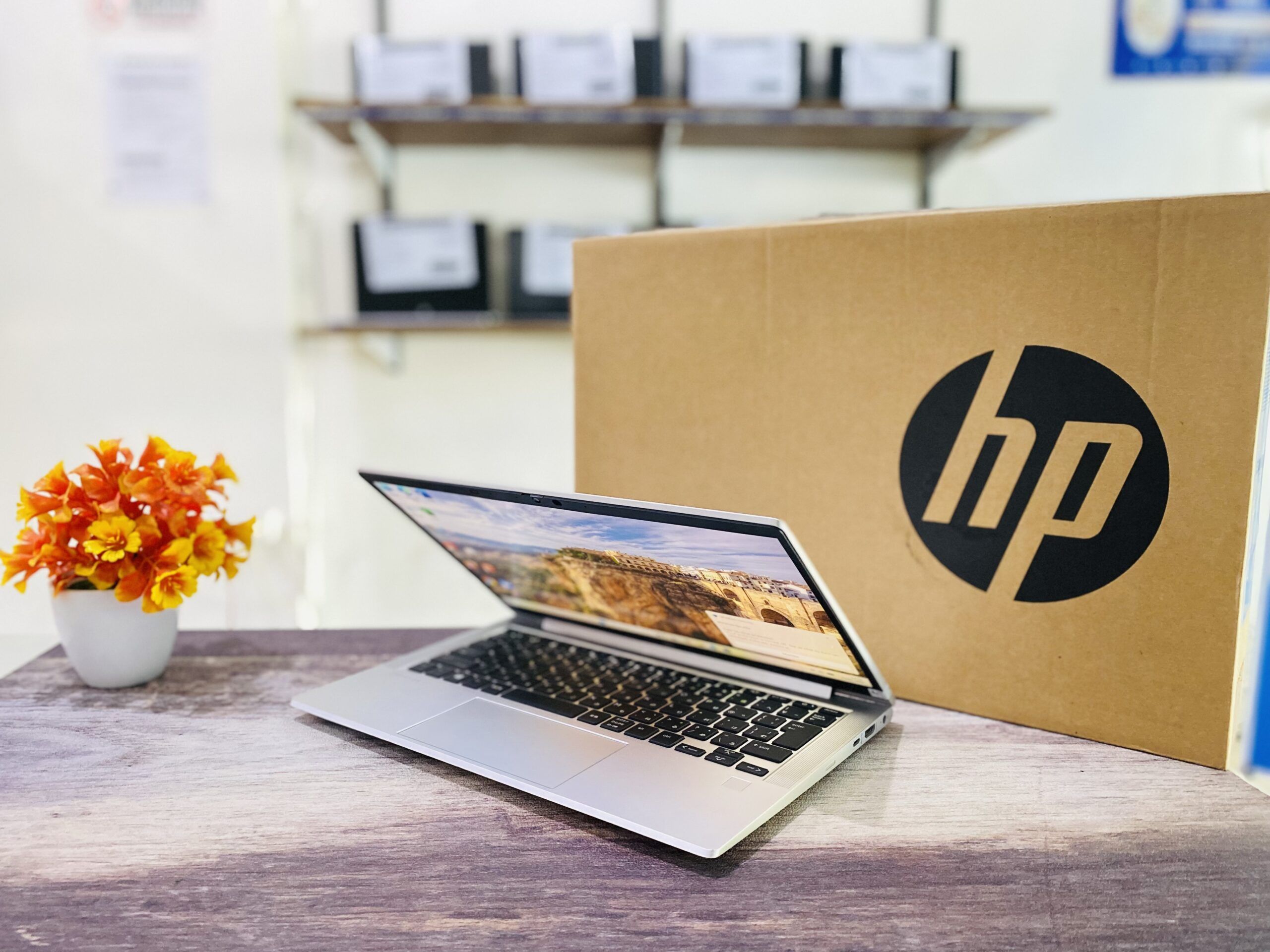LAPTOP HP PROBOOK 635 AERO G7 | AMD RYZEN 5 4500U ( RAM 8GB / SSD 256GB NVME ) - Gambar 4