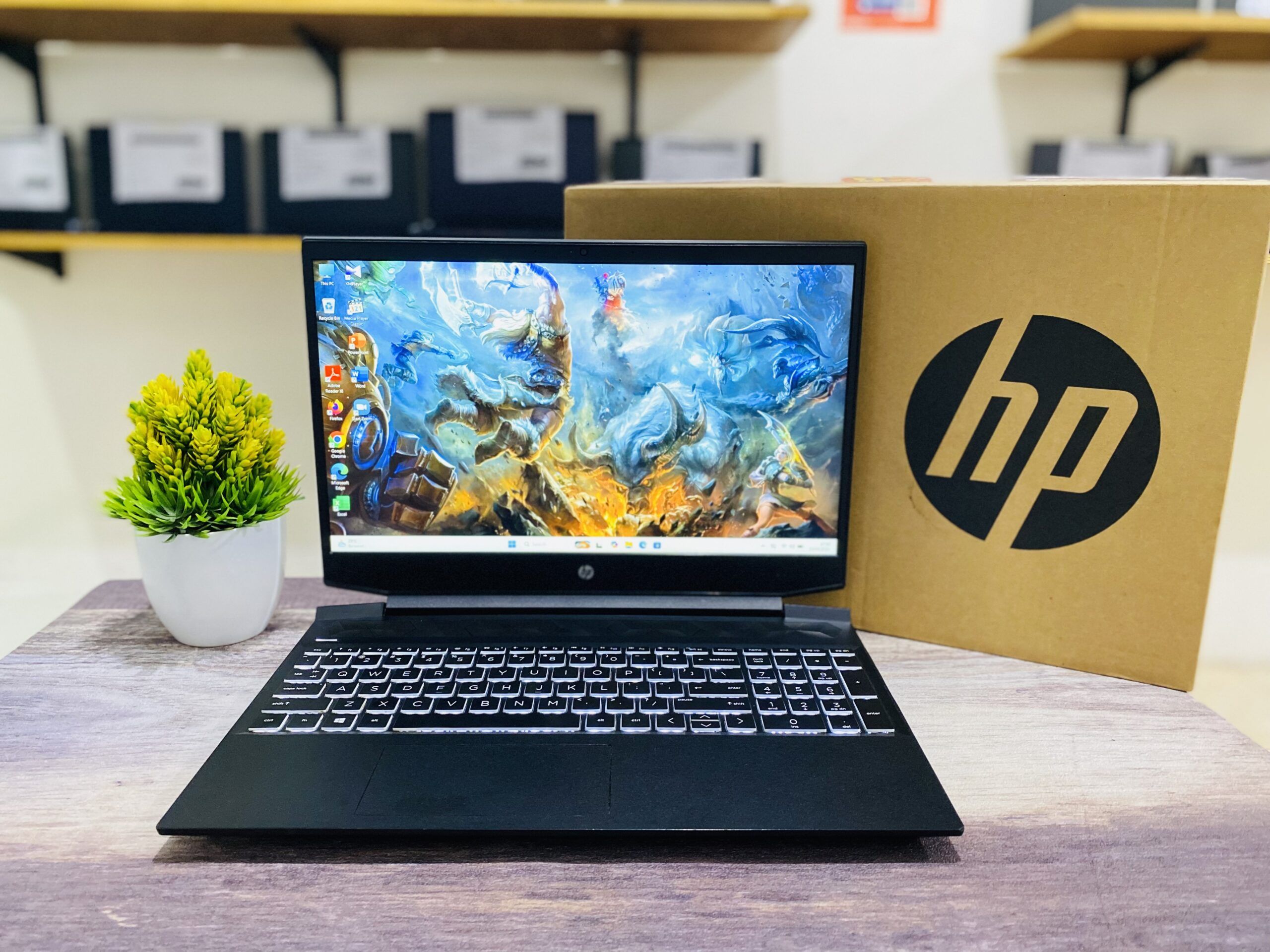 LAPTOP HP PAVILION 15-EC0037AX | AMD RYZEN 5 3550H ( RAM 16GB / SSD 512GB NVME )
