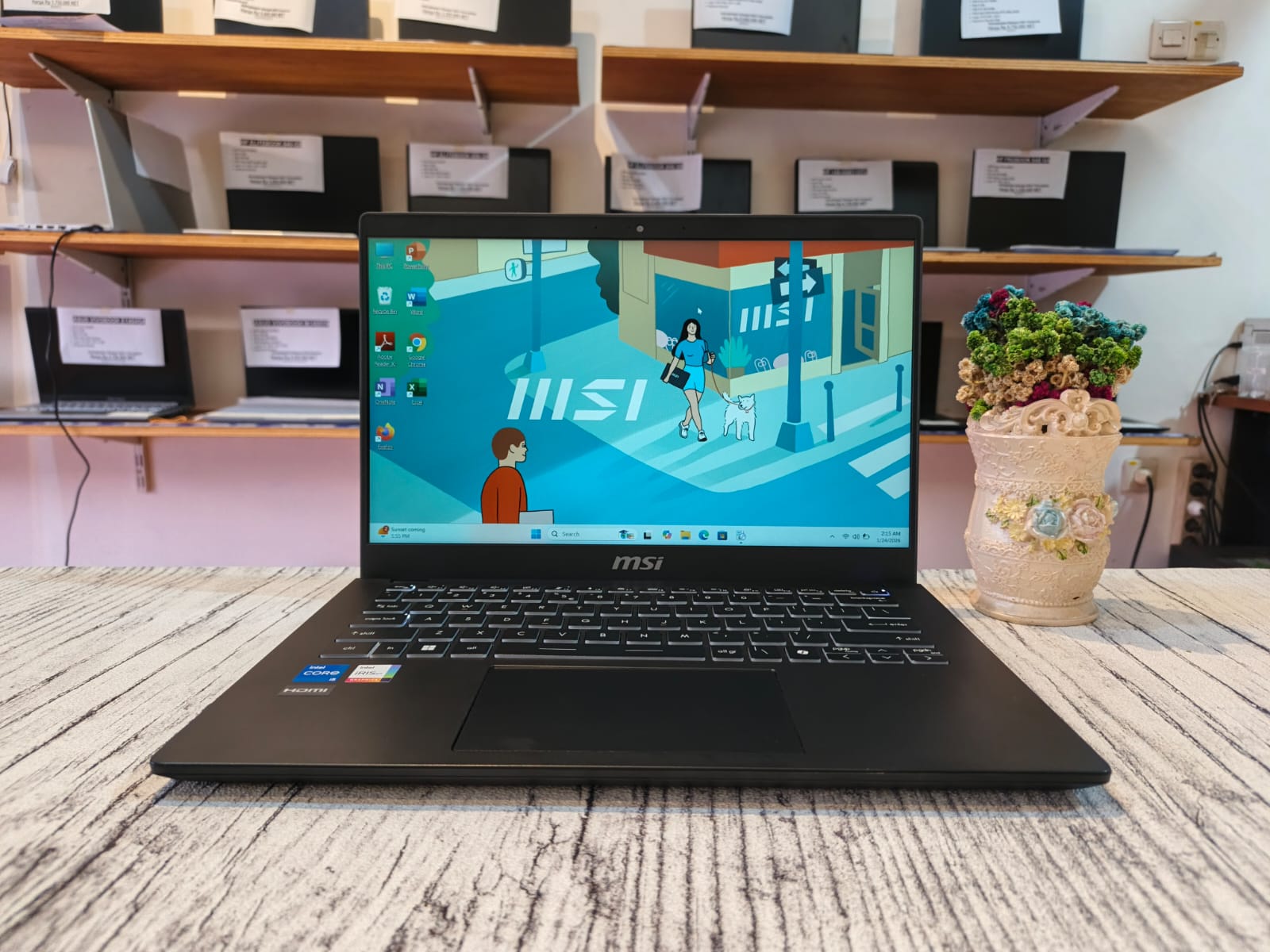 MSI MODERN 14-C12MO Intel Core i5-1235U (Ram 8GB / SSD 512GB NVMe) Intel Iris Xe Graphics/ KeyBacklit