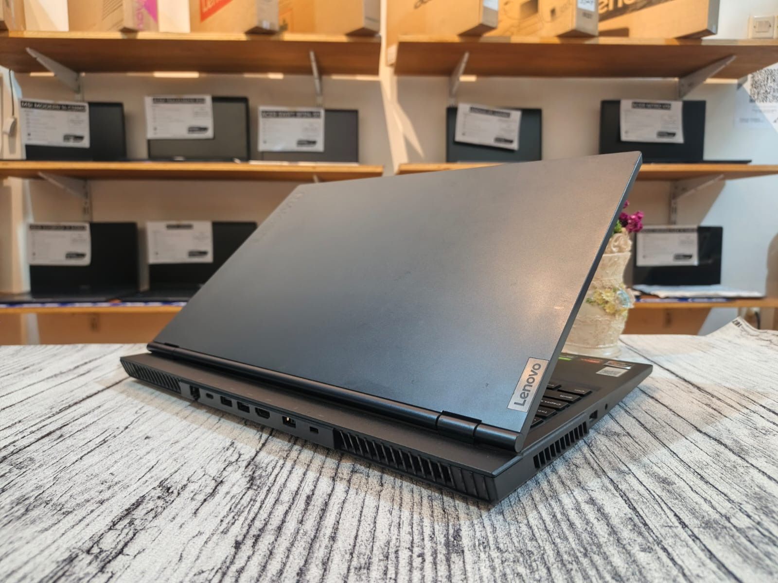 LENOVO LEGION 5 15ARH05 AMD Ryzen 7 4800H (Ram 16GB / SSD 512GB NVMe) Nvidia GTX 1650Ti @4GB/ KeyBacklit - Gambar 5