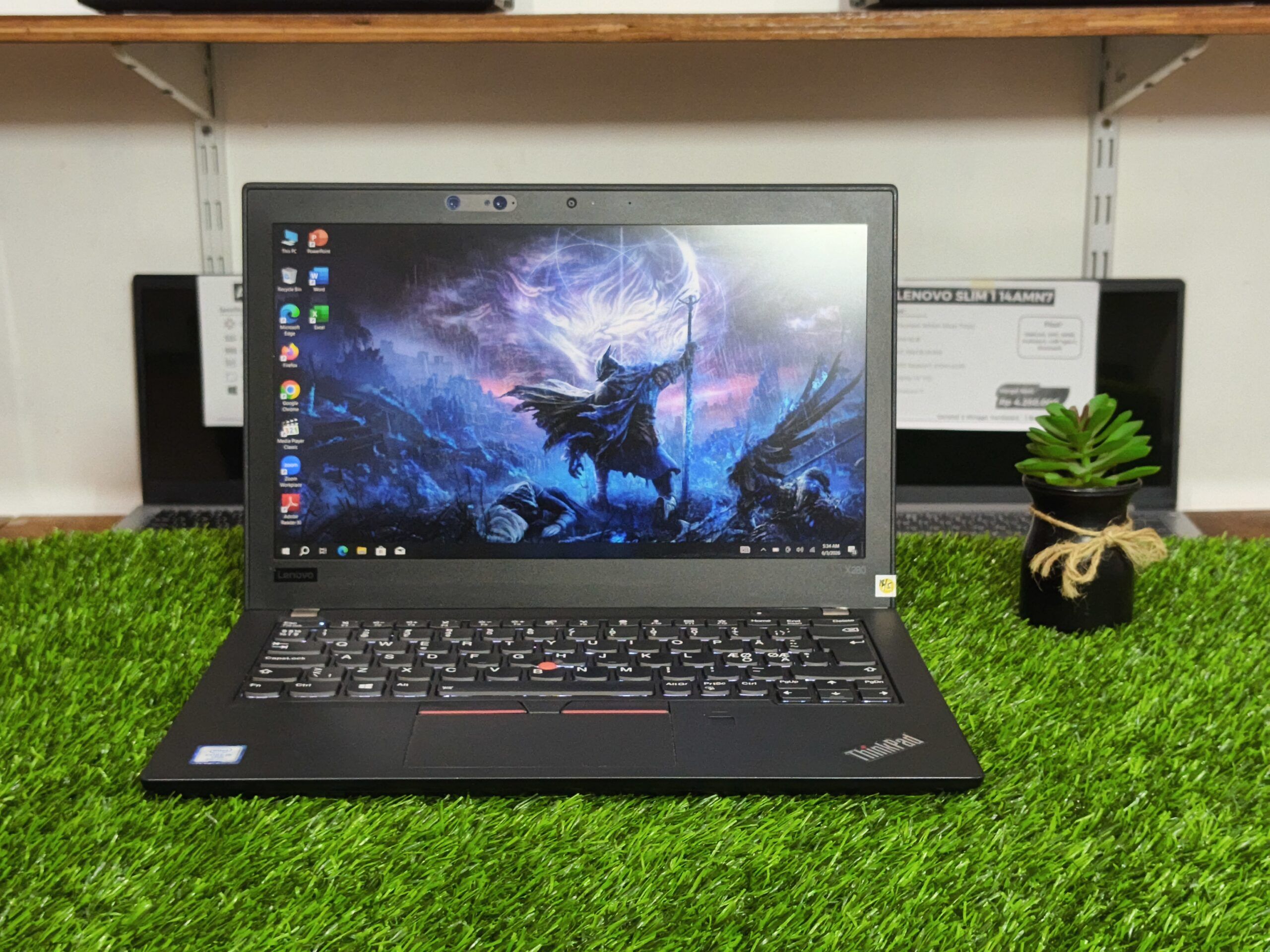 LENOVO THINKPAD X280 Intel Core i5-8350U (RAM 8GB/SSD 128GB) TOUCHSCREEN / 12,5" FHD