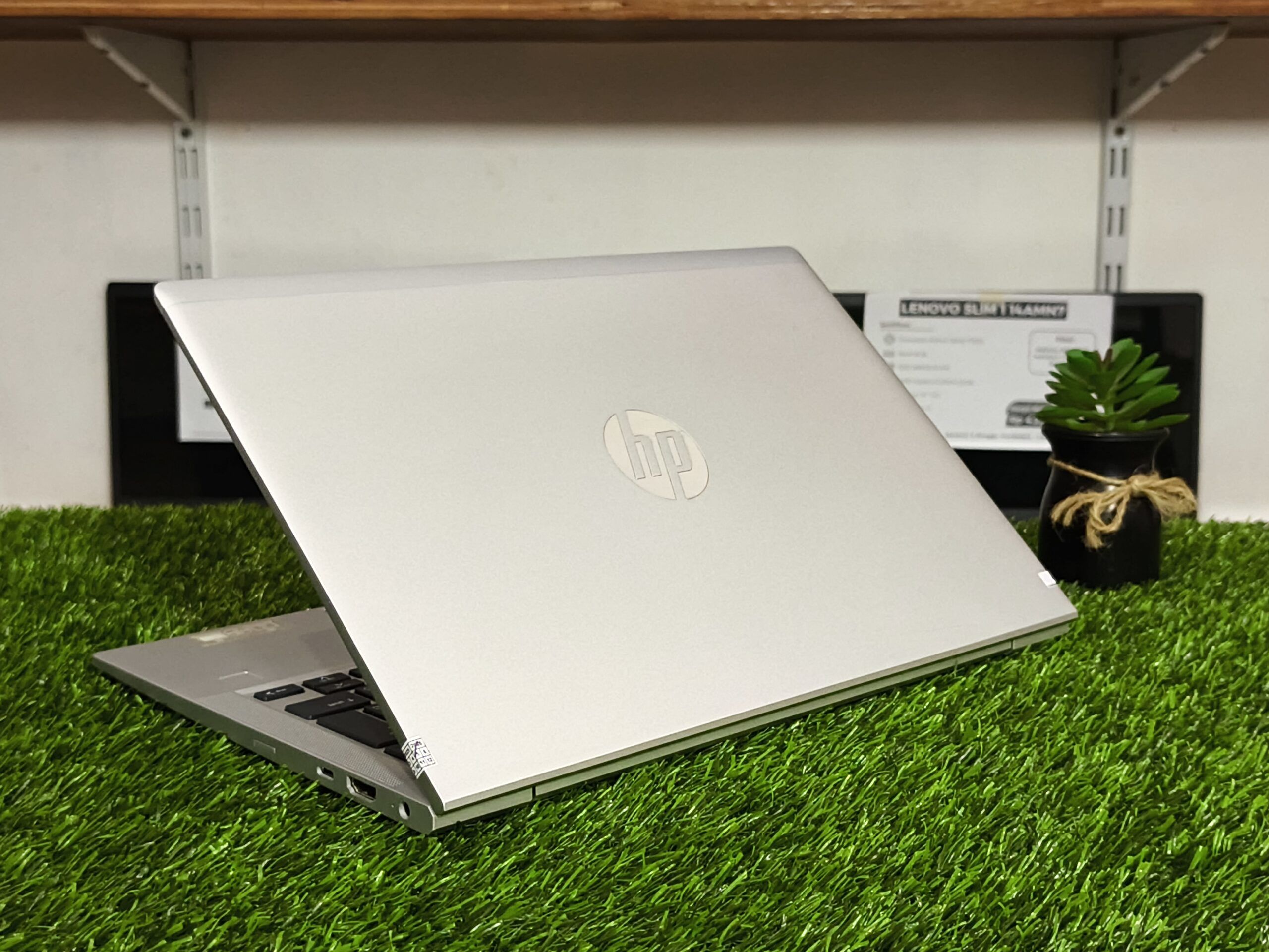 HP PROBOOK 635 G7 AMD Ryzen 5 4500U (RAM 8GB/SSD 256GB NVMe) KEYBOARD BACKLIT / 14" FHD - Gambar 6