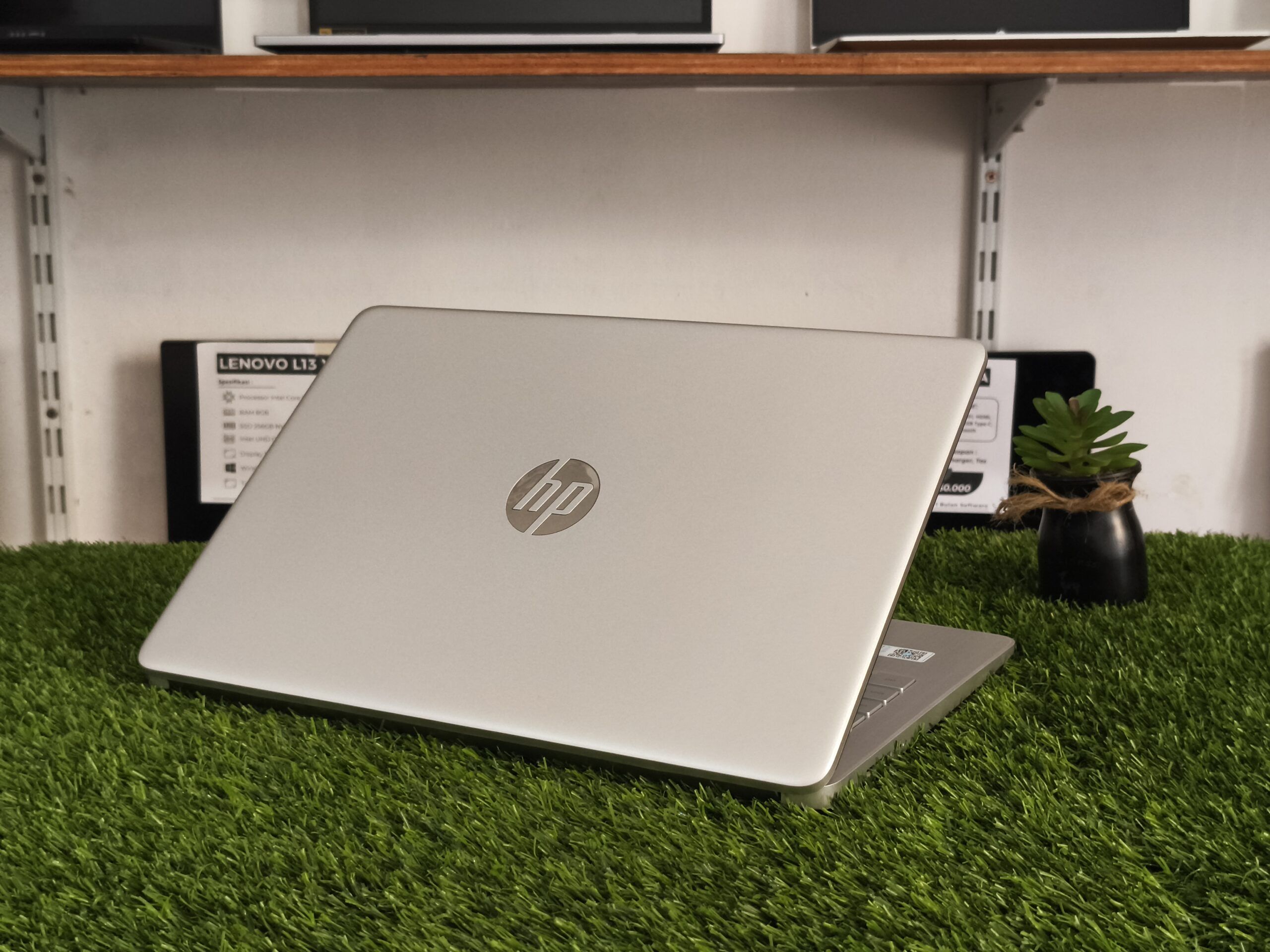 HP 14s DQ3109TU Intel Celeron N4500 (RAM 8GB/SSD 256GB) KEYBOARD BACKLIT / 14" HD - Gambar 4