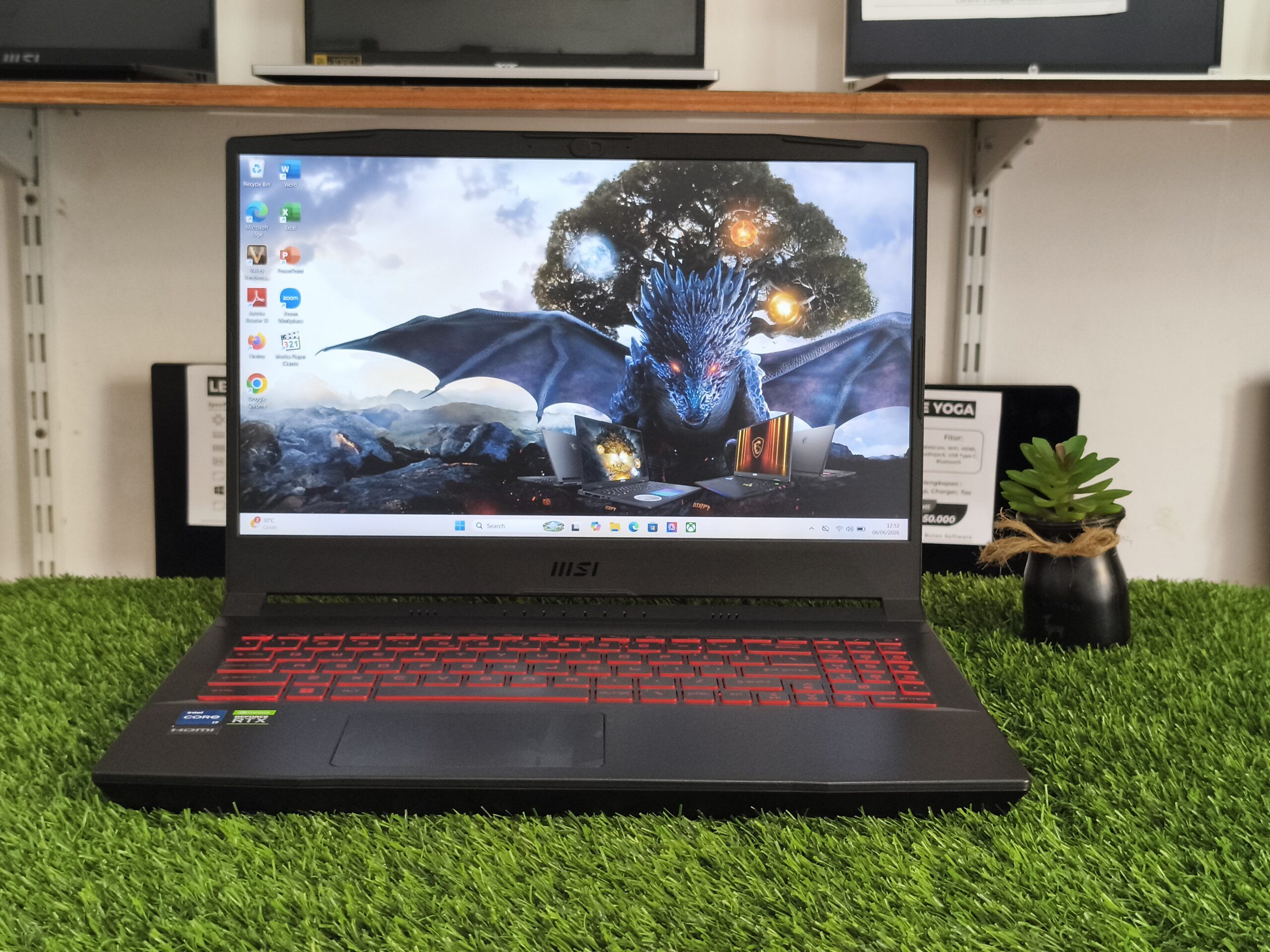MSI KATANA GF66 12UE Intel Core i7-12700H (RAM 16GB/SSD 512GB NVMe) NVIDIA RTX 3060 / 15,6" FHD 144Hz