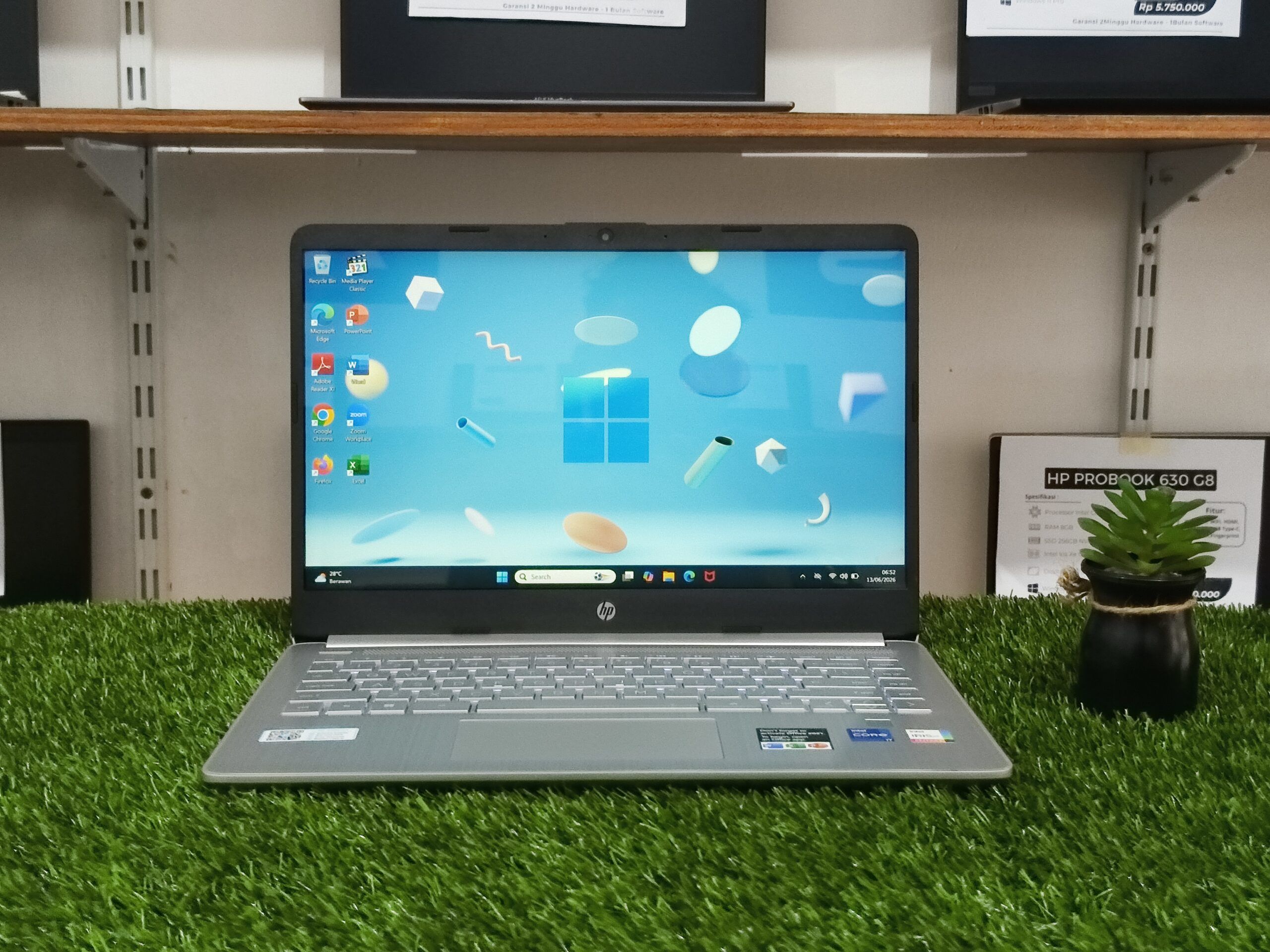 HP 14S DQ5002TU Intel Core i7-1260P (RAM 16GB/SSD 512GB NVMe) KEYBOARD BACKLIT / 14" FHD