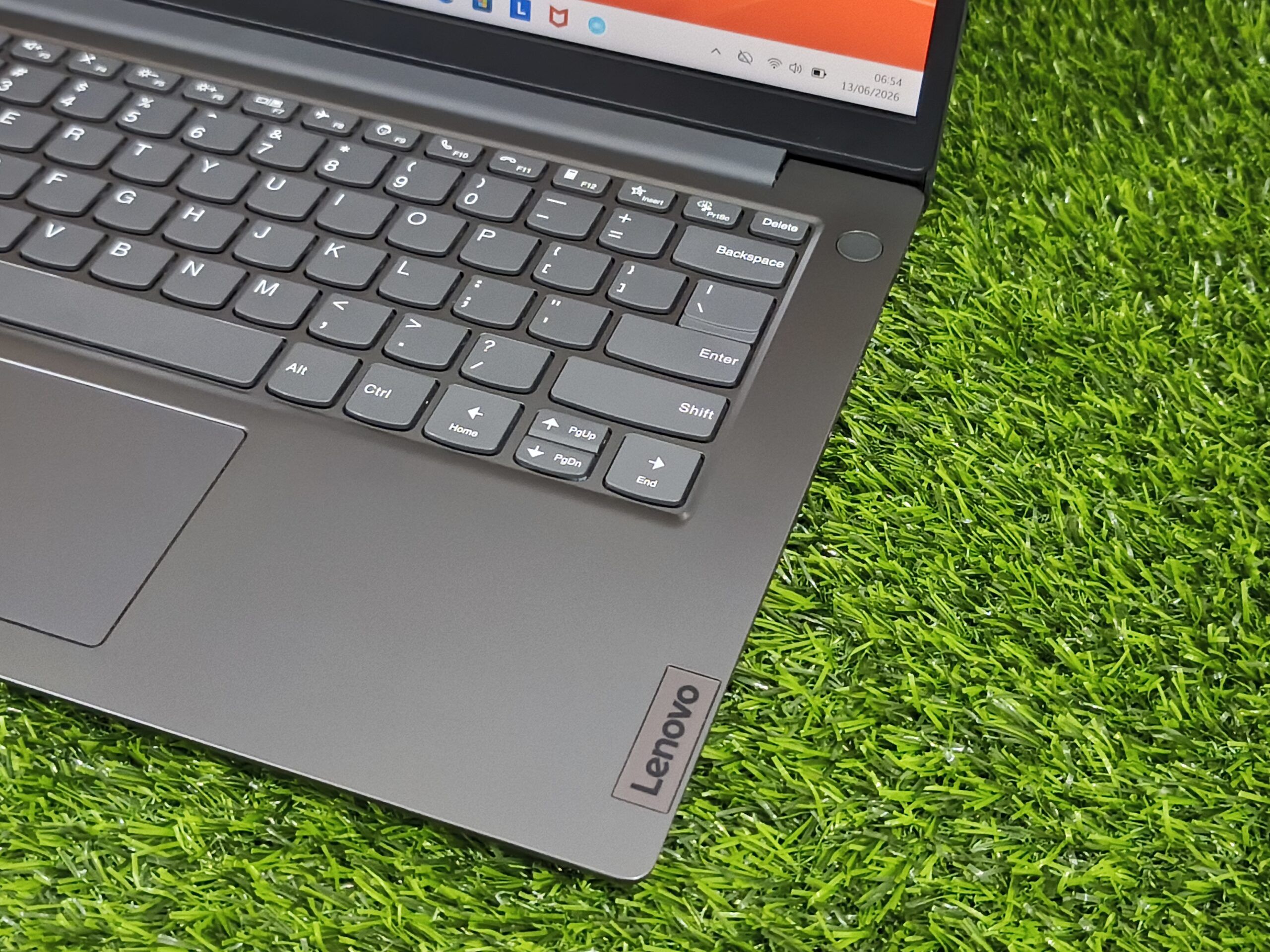 LENOVO V14 G4 ABP AMD Ryzen 5 7420U (RAM 16GB/SSD 512GB NVMe) RADEON GRAPHICS (2GB) / 14" FHD - Gambar 3
