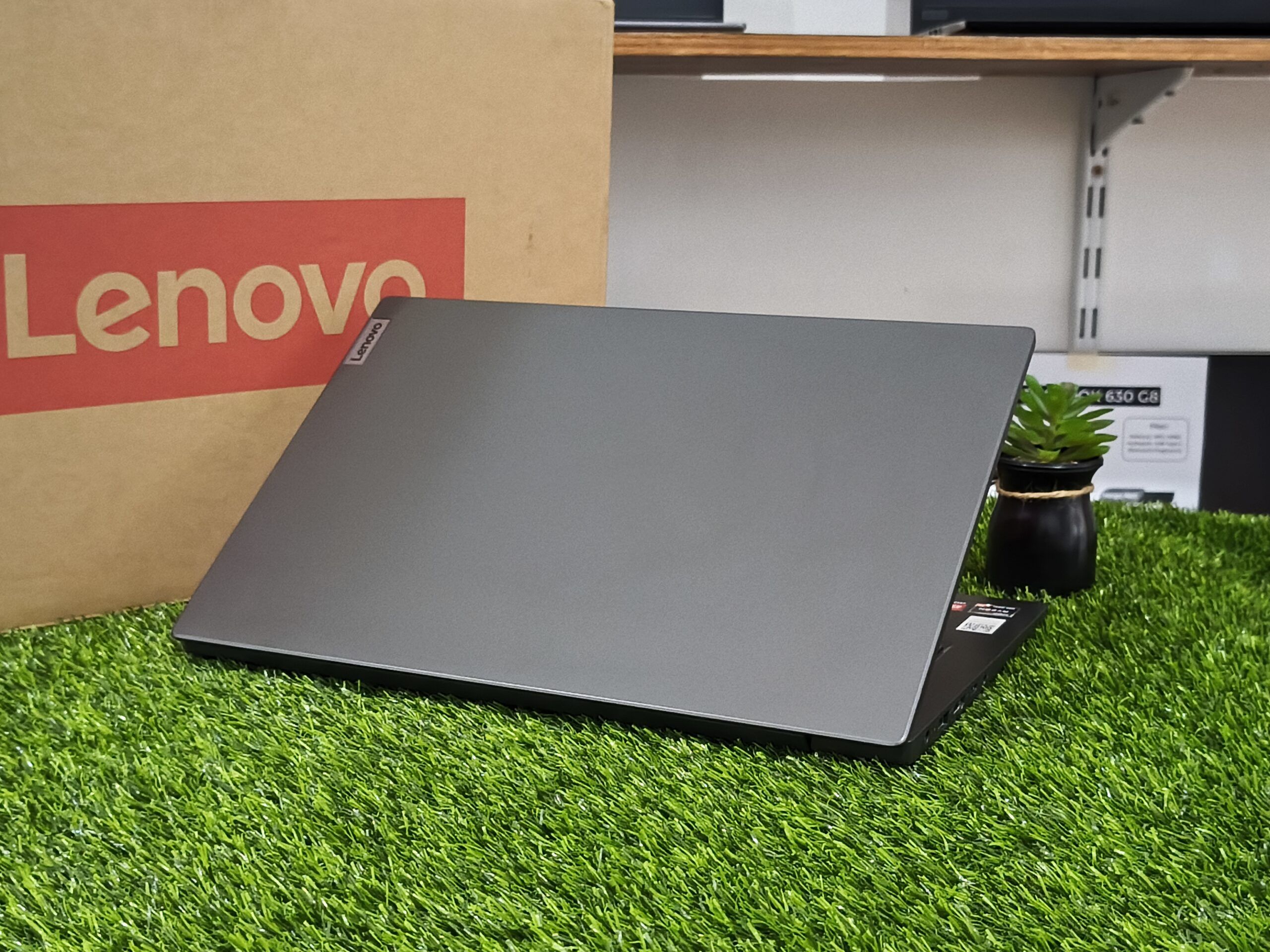 LENOVO V14 G4 ABP AMD Ryzen 5 7420U (RAM 16GB/SSD 512GB NVMe) RADEON GRAPHICS (2GB) / 14" FHD - Gambar 4