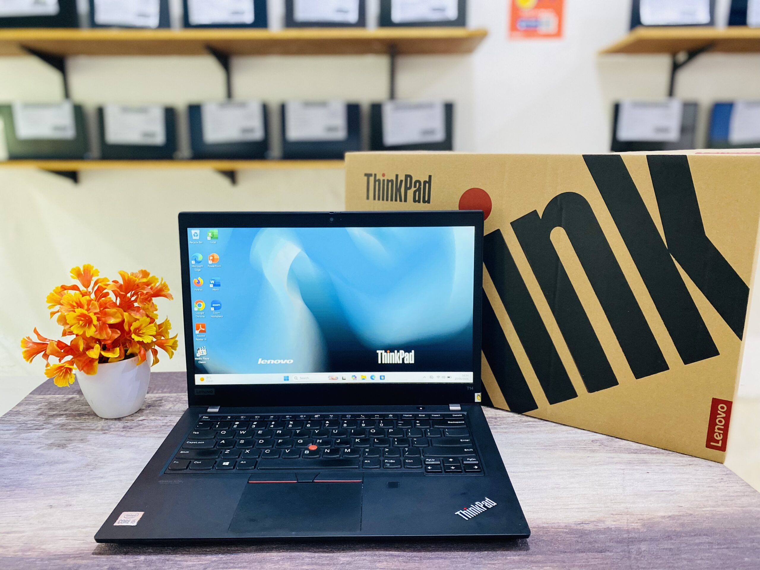 LAPTOP LENOVO THINKPAD T14 | INTEL CORE I5-10210U ( RAM 16GB / SSD 256GB NVME )