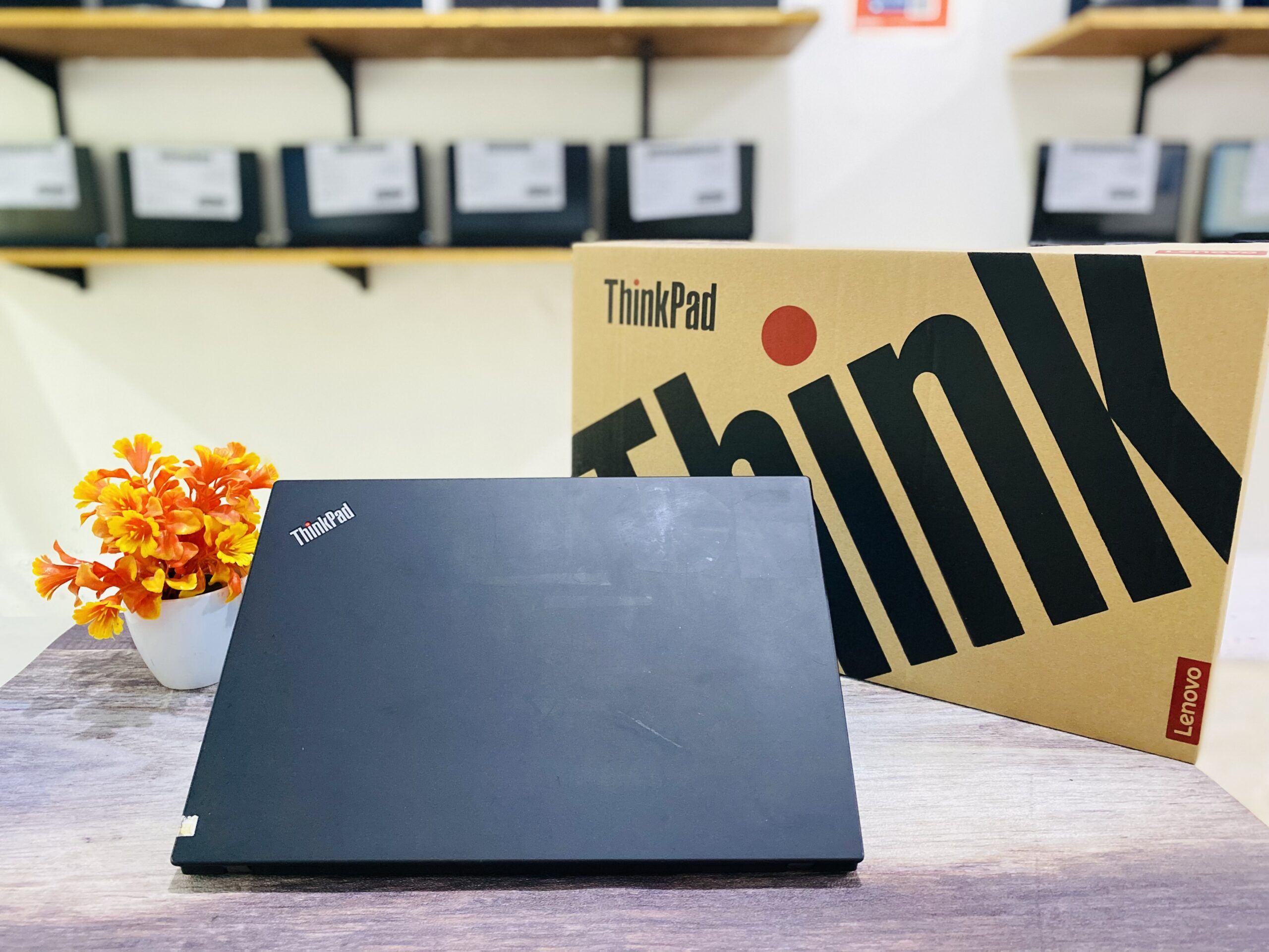 LAPTOP LENOVO THINKPAD T14 | INTEL CORE I5-10210U ( RAM 16GB / SSD 256GB NVME ) - Gambar 8
