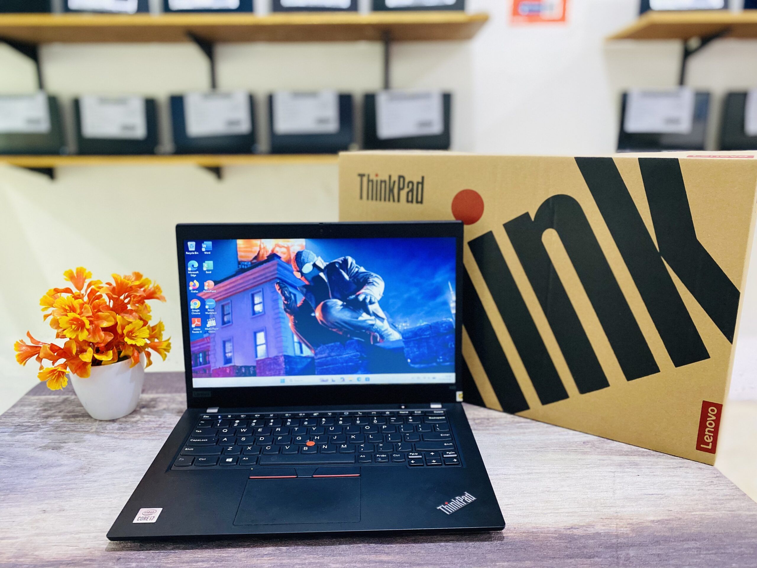 LAPTOP LENOVO THINKPAD X13 | INTEL CORE I7-10210U ( RAM 8GB / SSD 256GB NVME )