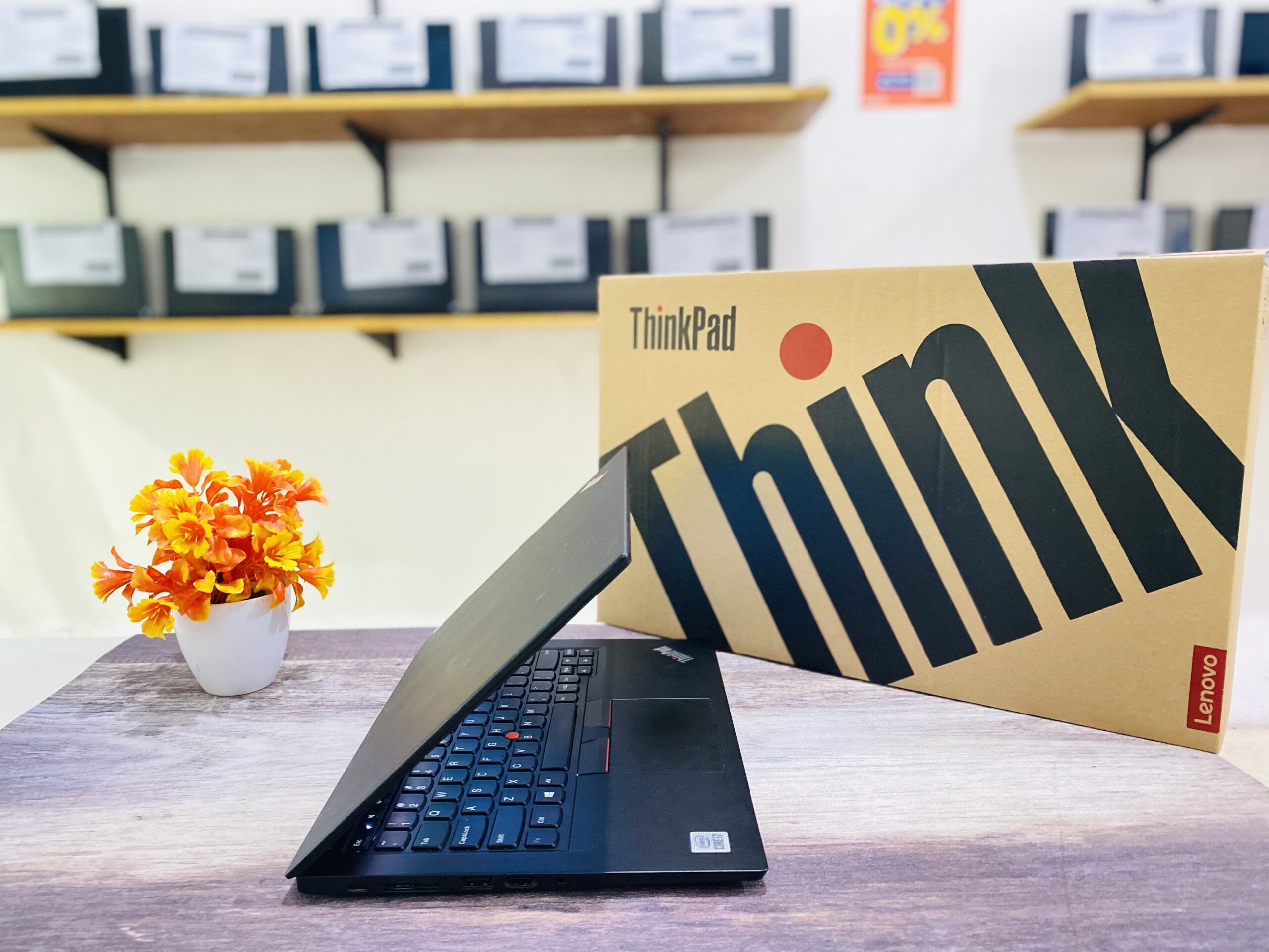 LAPTOP LENOVO THINKPAD X13 | INTEL CORE I7-10210U ( RAM 8GB / SSD 256GB NVME ) - Gambar 6