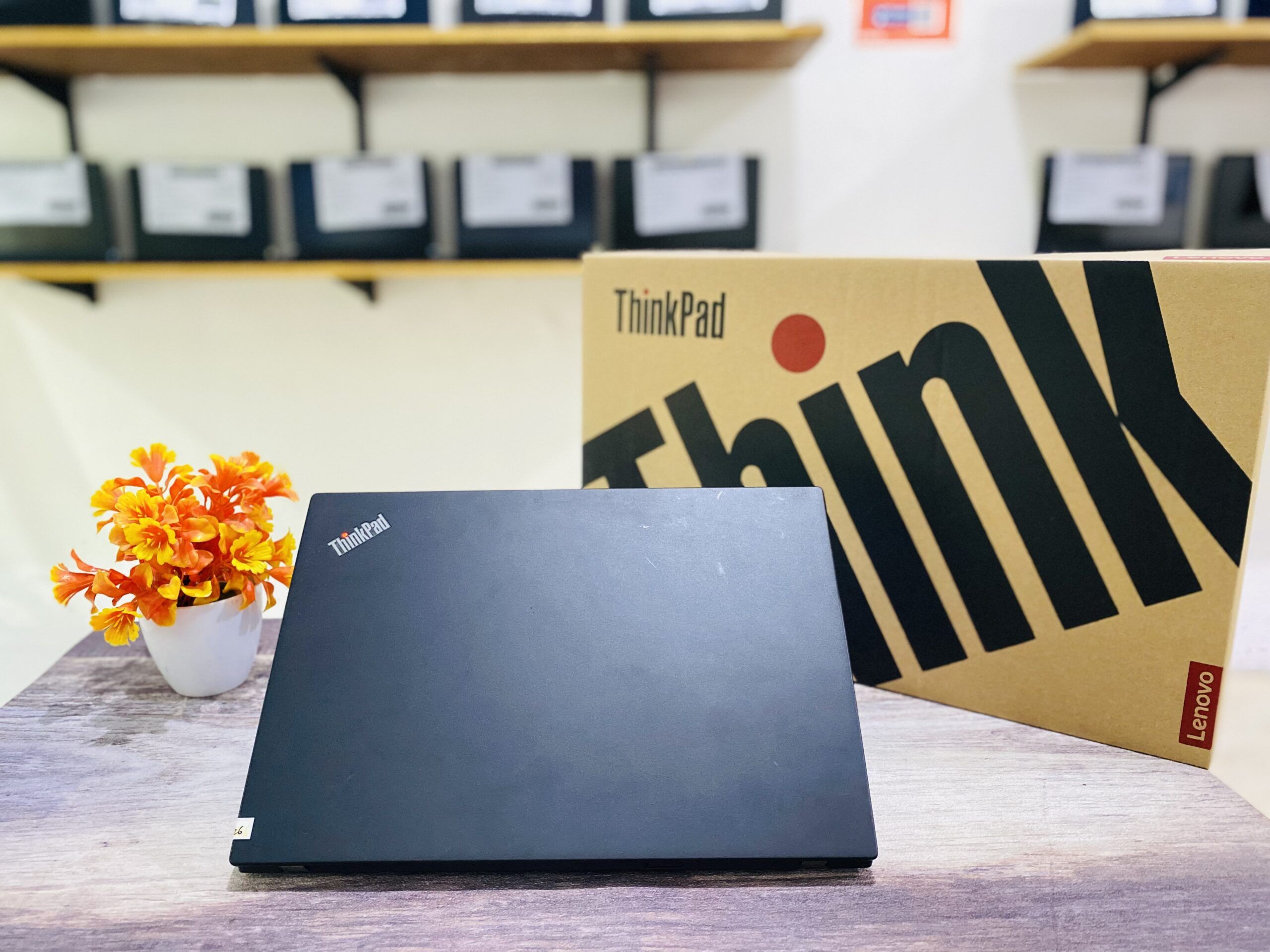 LAPTOP LENOVO THINKPAD X13 | INTEL CORE I7-10210U ( RAM 8GB / SSD 256GB NVME ) - Gambar 8