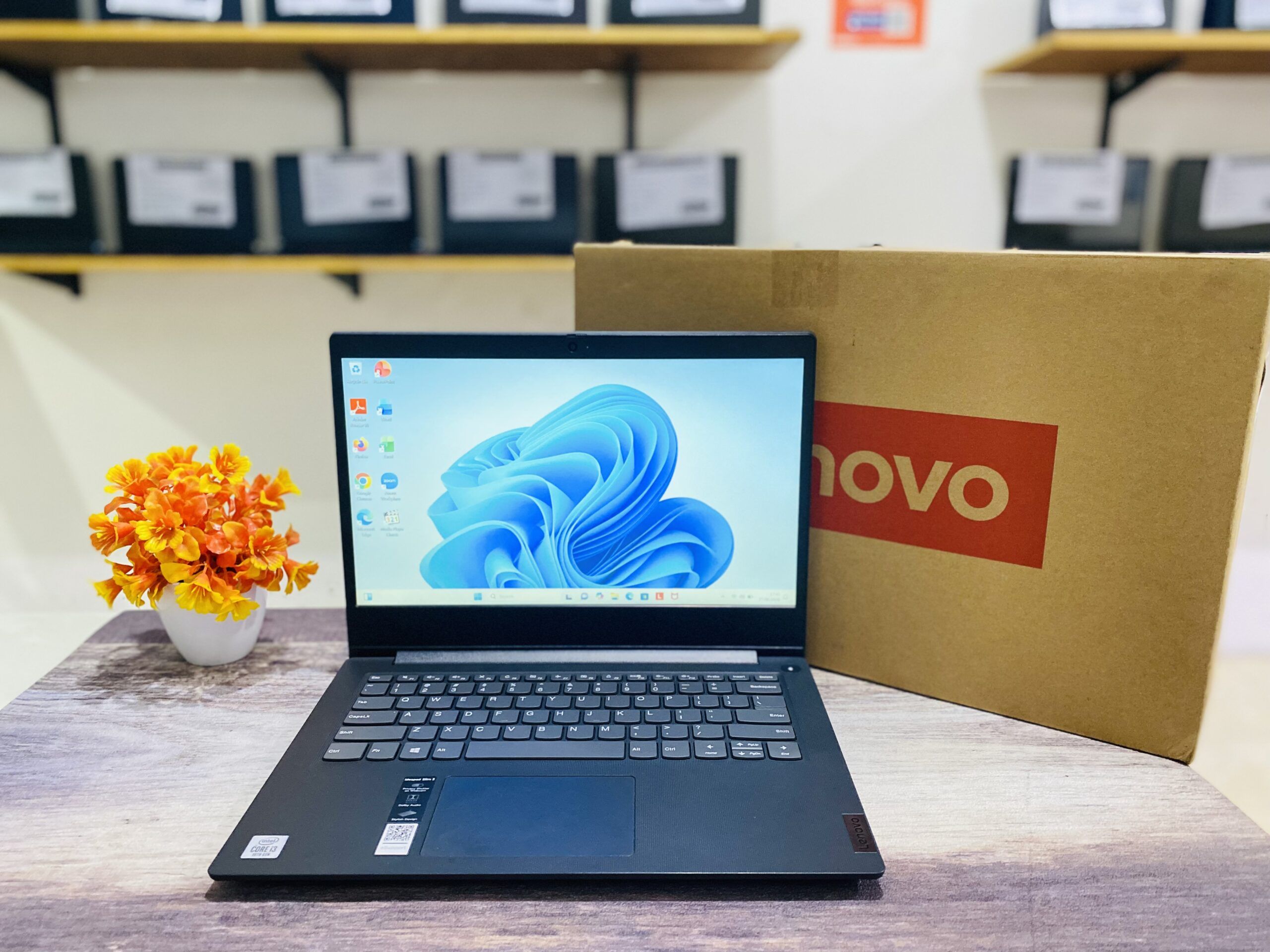 LAPTOP LENOVO IP 3-14IIL05 | INTEL CORE I3-1005G1 ( RAM 4GB / SSD 256GB NVME )