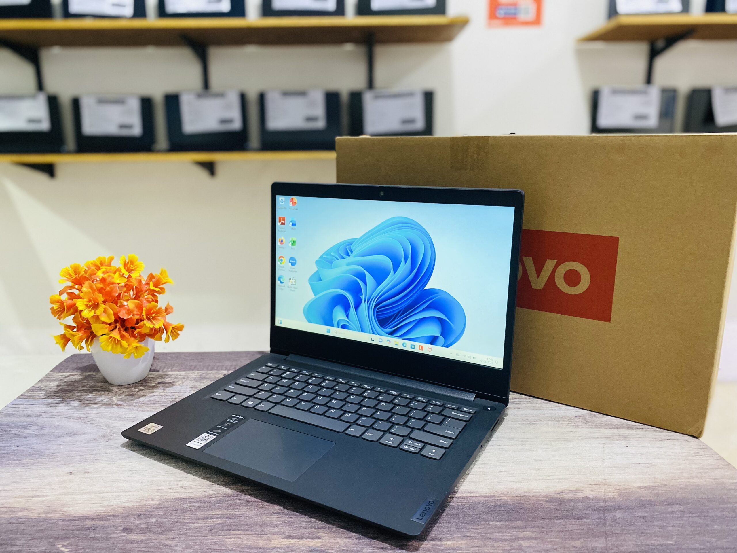 LAPTOP LENOVO IP 3-14IIL05 | INTEL CORE I3-1005G1 ( RAM 4GB / SSD 256GB NVME ) - Gambar 7