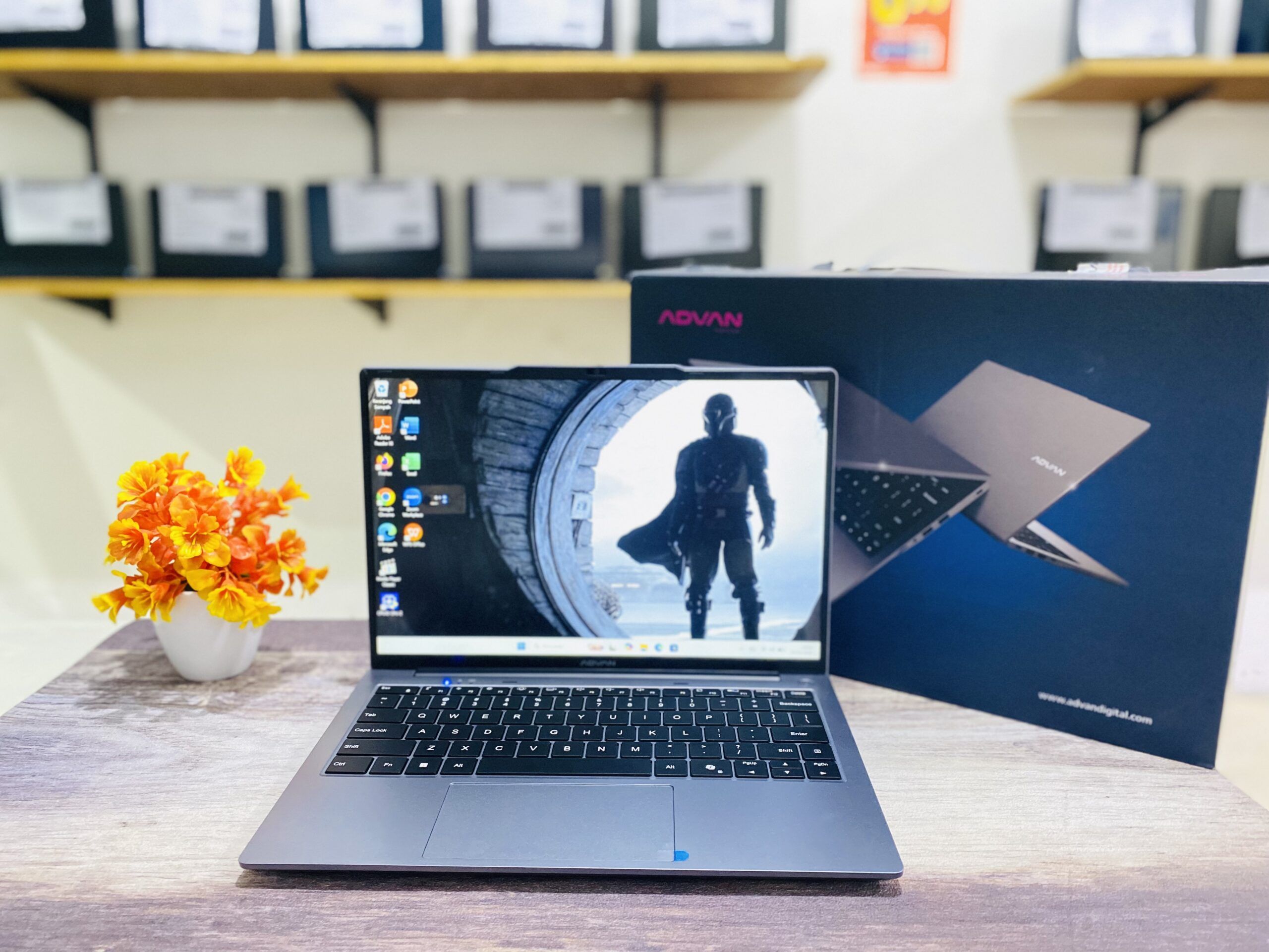 LAPTOP ADVAN WORKMATE 1601 | AMD RYZEN 5 3500U ( RAM 8GB / SSD 256GB NVME )