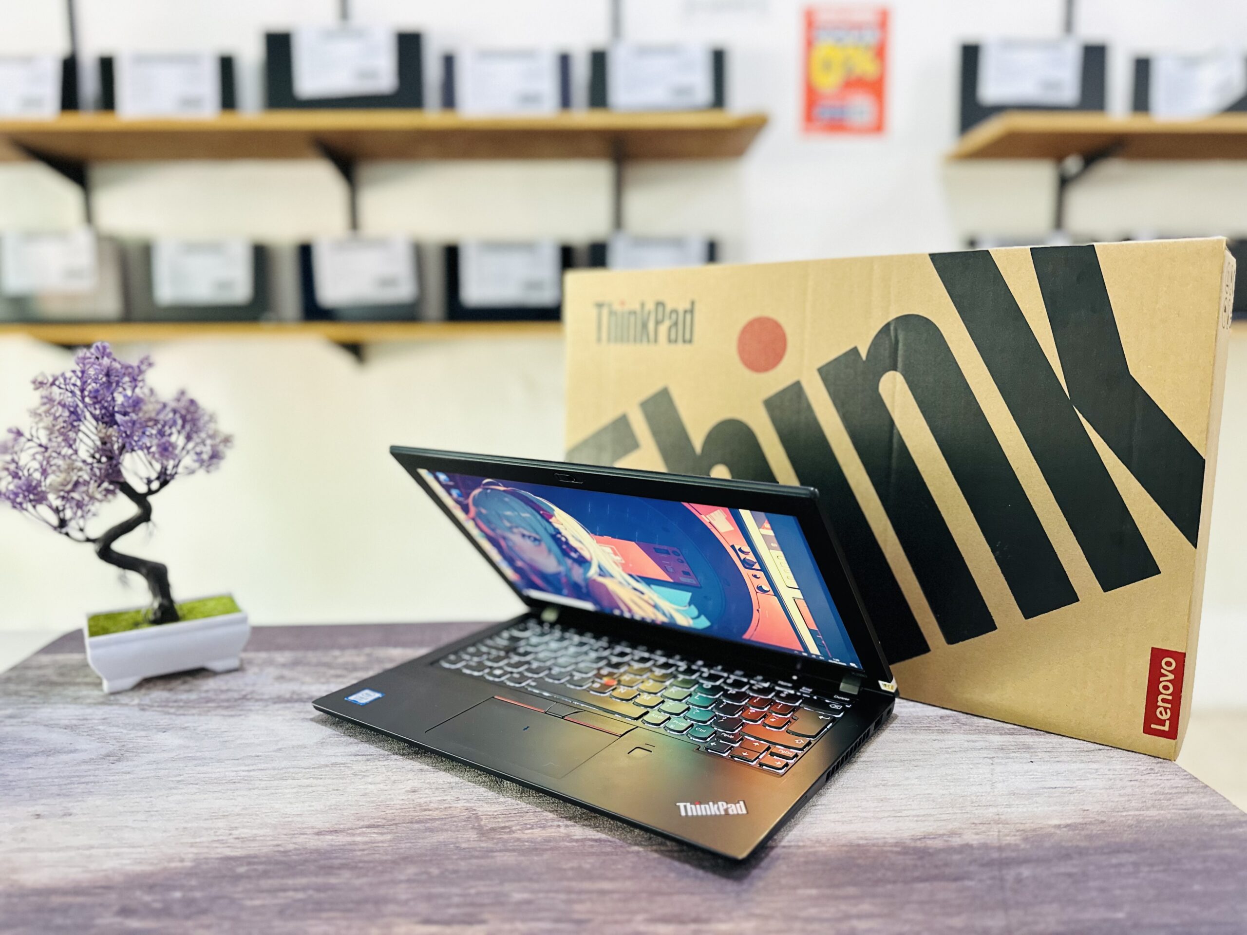 LAPTOP LENOVO THINKPAD X280 | INTEL CORE I7-8550U ( RAM 16GB / SSD 256GB NVME ) TOUCHSCREEN - Gambar 4
