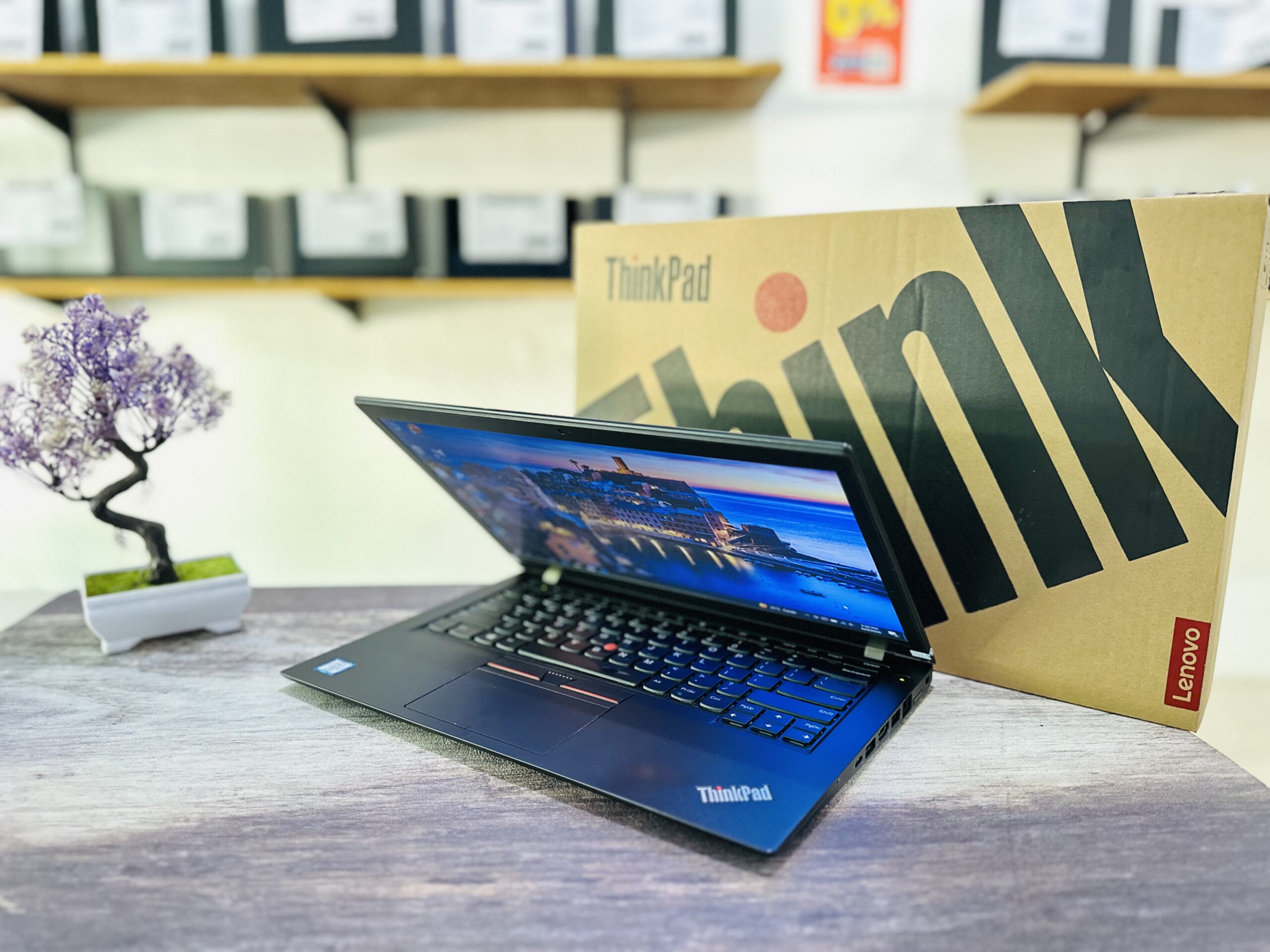 LAPTOP LENOVO THINKPAD T470S | INTEL CORE I5-7300U ( RAM 8GB / SSD 256GB NVME ) - Gambar 4