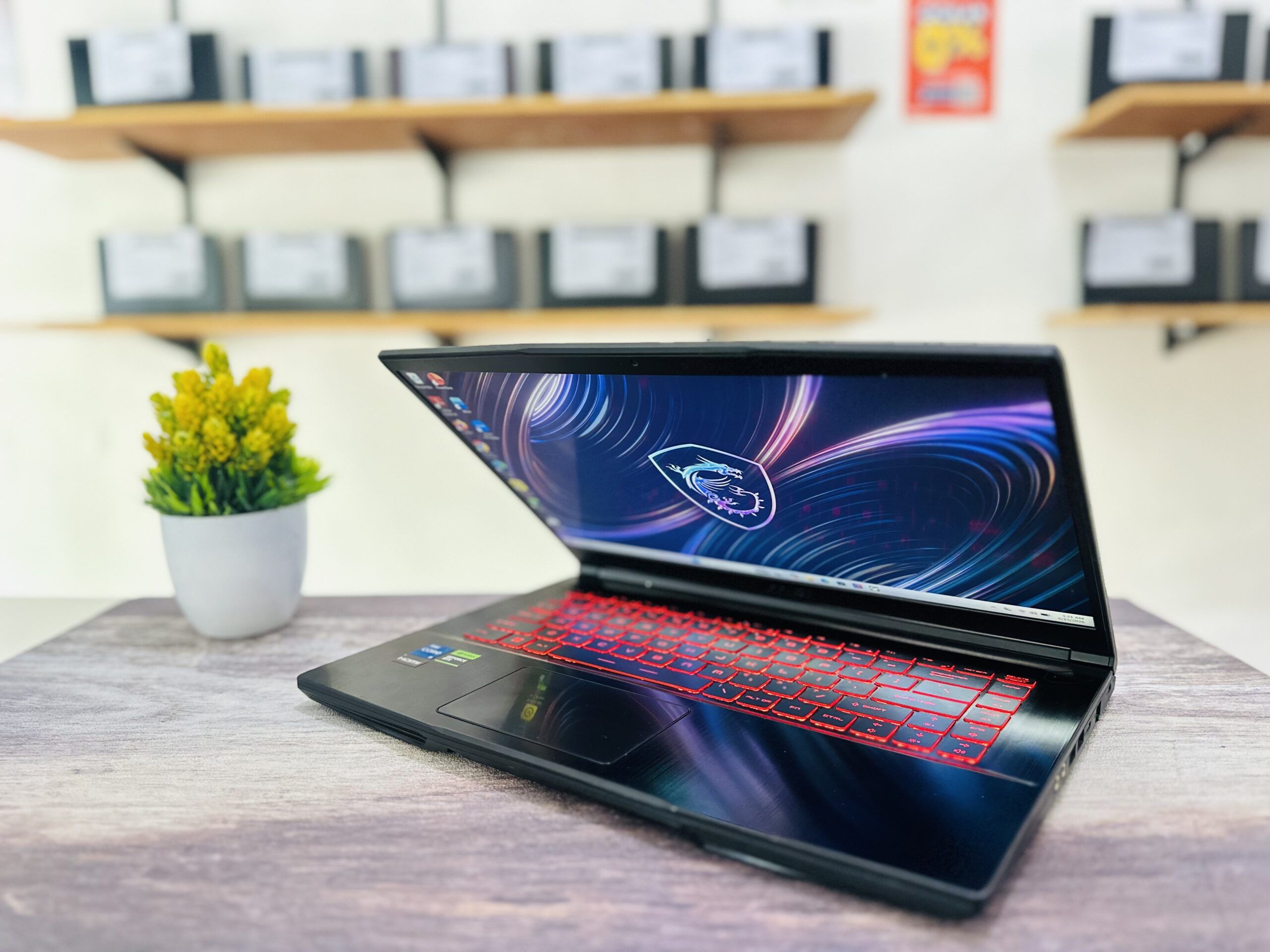 LAPTOP MSI GF63 THIN 11UC | INTEL CORE I5-11400H ( RAM 8GB / SSD 512GB NVME ) - Gambar 4