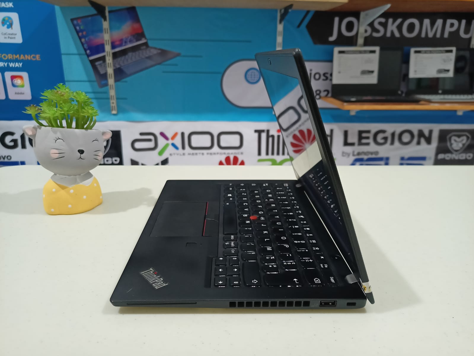 THINKPAD X280 Core i5-8350U/ 16GB/ Ssd 256GB/ Touchscreen/ Backlit - Gambar 5
