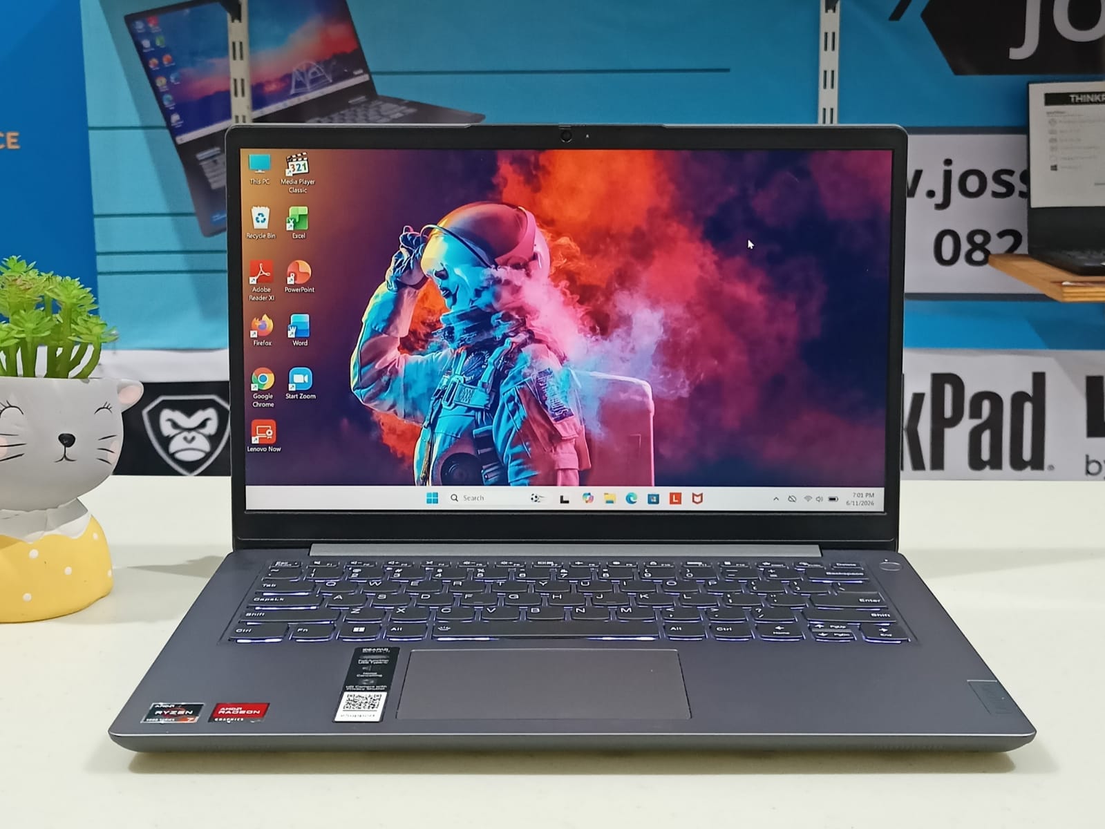 LENOVO IP SLIM3 14ABA7 Ryzen 7-5825U / 8GB / SSD 512GB / Backlit