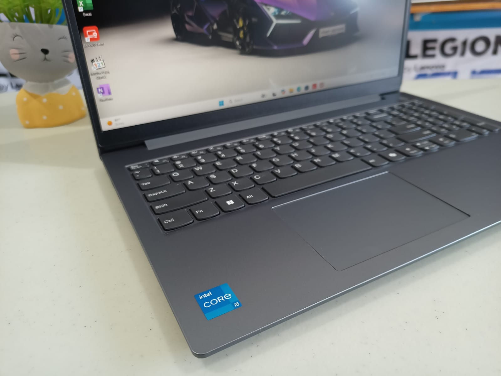 LENOVO V15-G4IRL Core i5-13420H/ 8GB/ Ssd 512GB NVMe - Gambar 3
