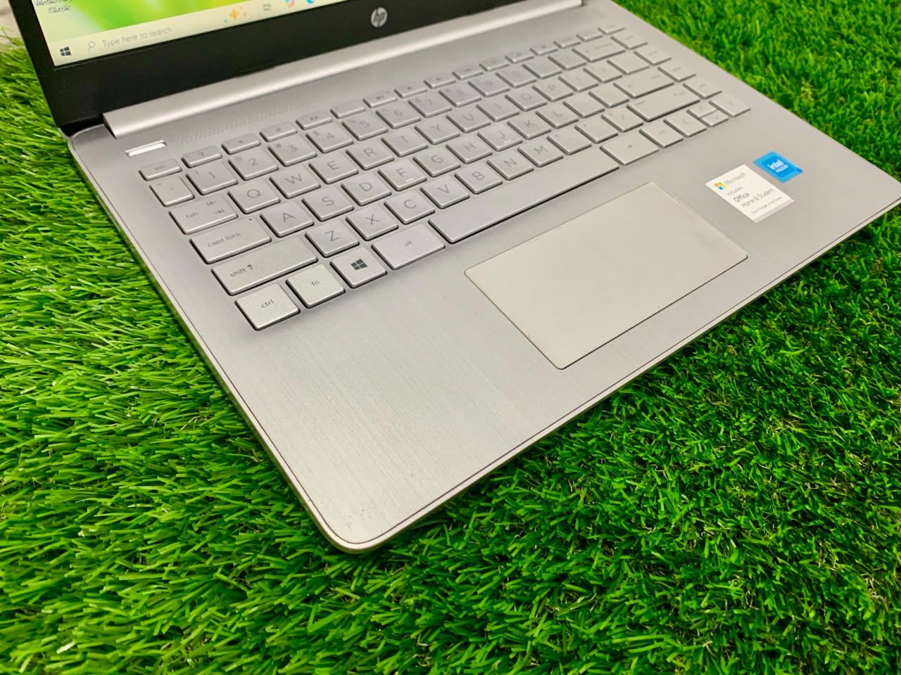 HP 14S - DQ2518TU Intel Celeron 6305 / Ram 4GB / SSD 512GB / Intel UHD Graphics / 14" HD/ Murah - Gambar 5