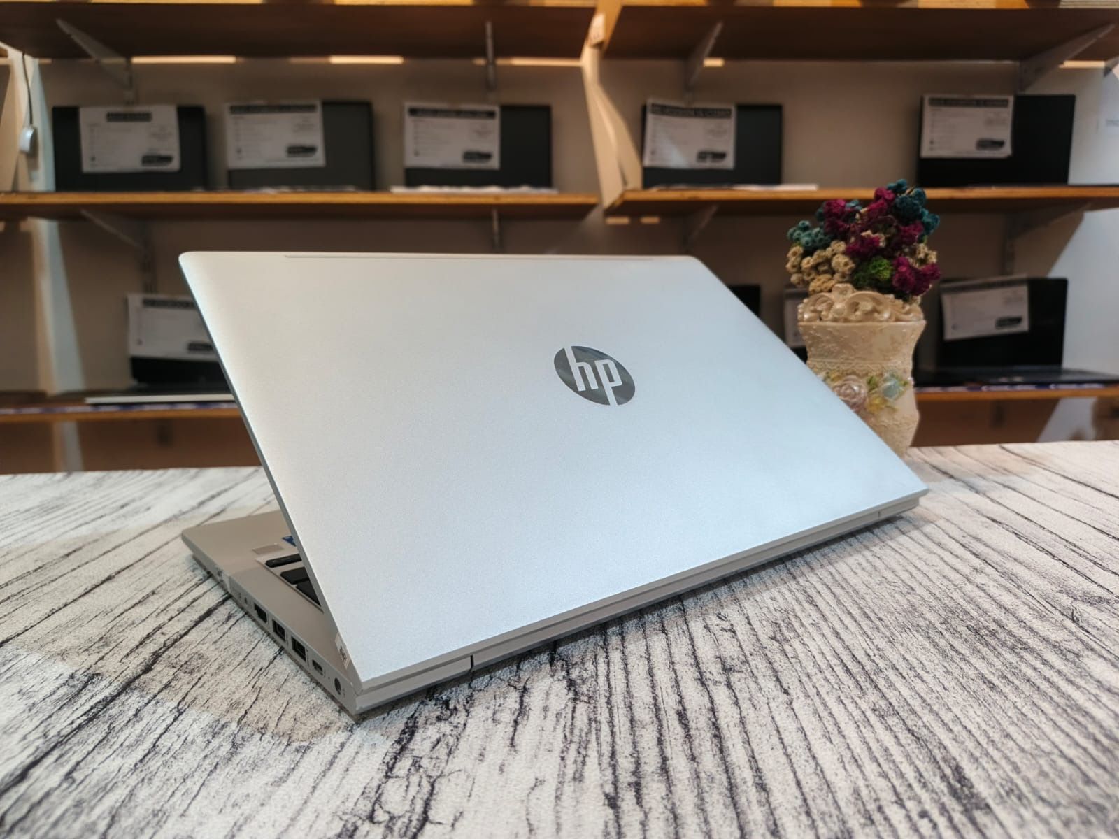 HP PROBOOK 640 G8 Intel Core i5-1145G7 (Ram 16GB / SSD 256GB) Intel Iris Xe Graphics/ KeyBacklit - Gambar 4