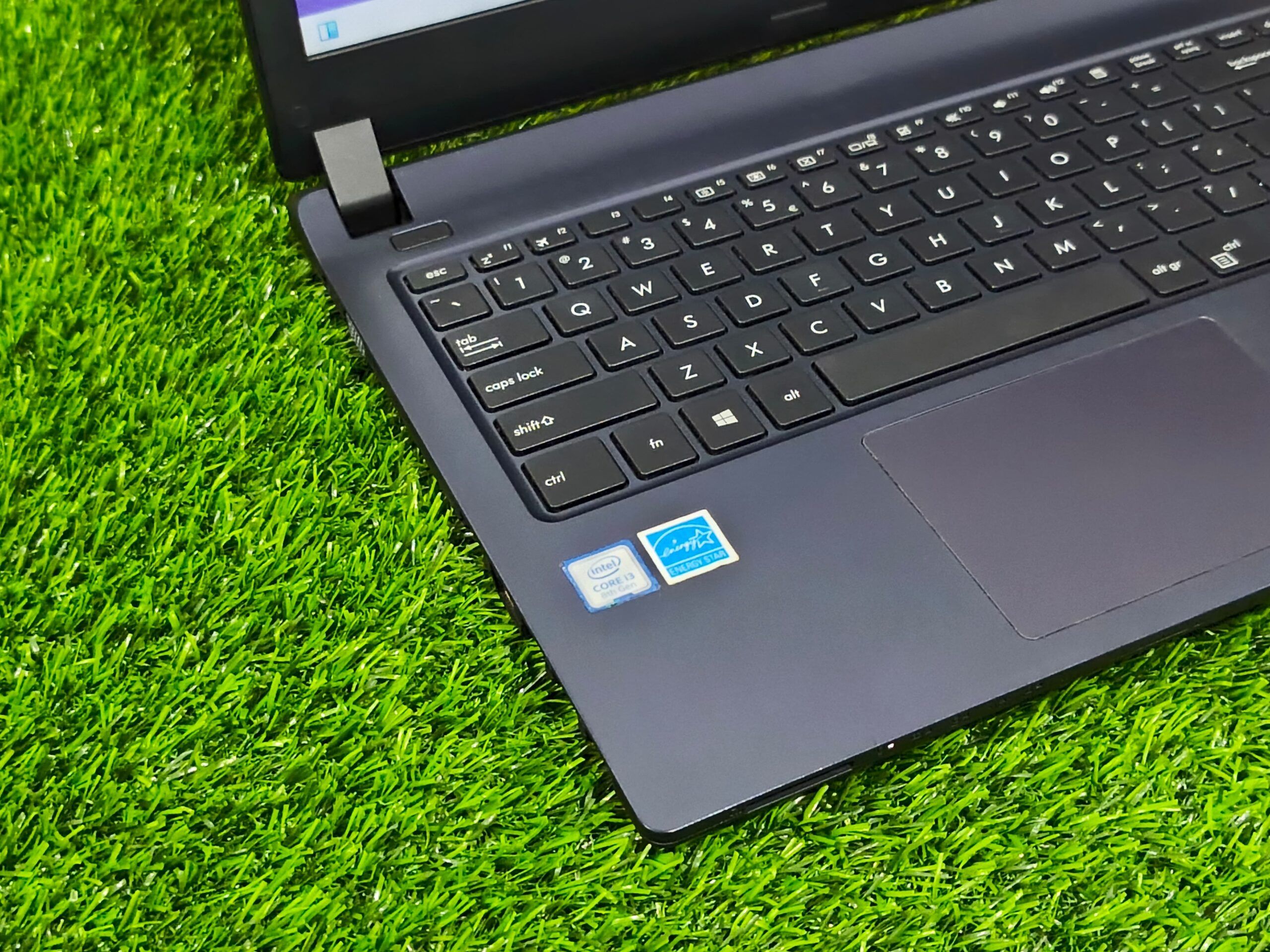 ASUS PRO P1440FA Intel Core i3-8145U (RAM 4GB/SSD 128GB + 1TB HDD) 14" HD - Gambar 5