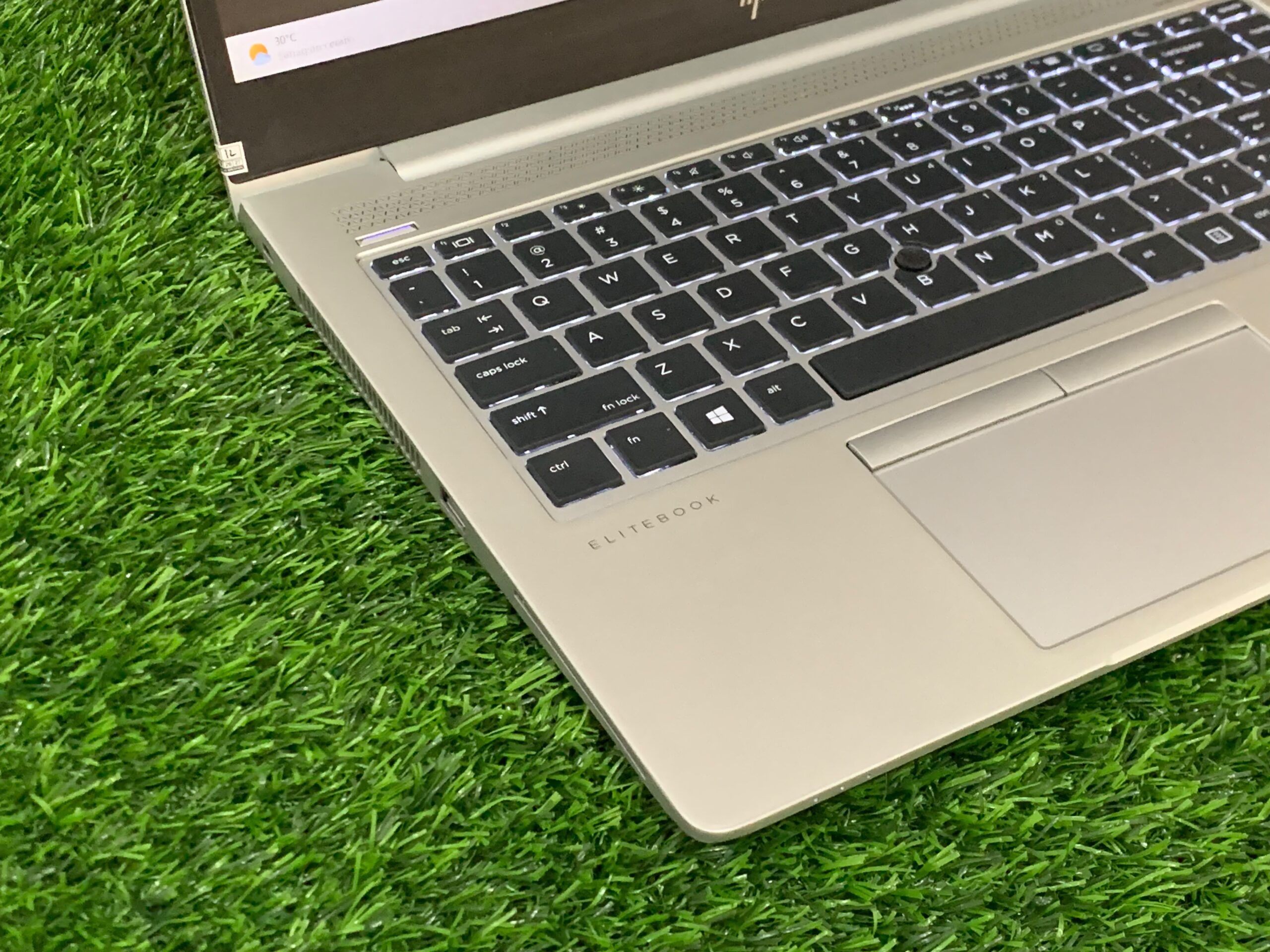 HP ELITEBOOK 745 G6 AMD Ryzen 5pro 3500U (RAM 8GB/SSD 256GB NVMe) RADEON VEGA 8 (2GB) / 14" FHD - Gambar 5
