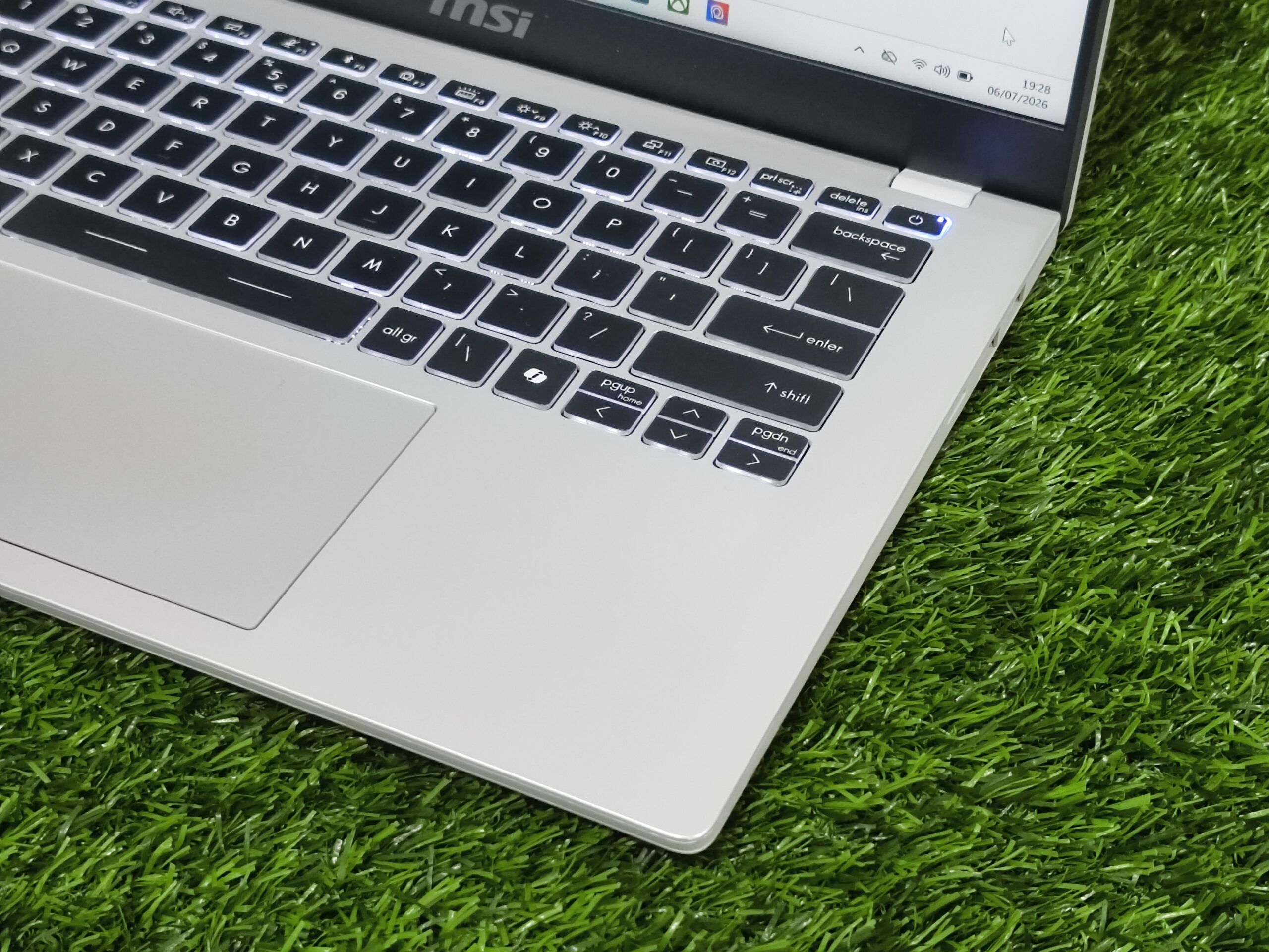 MSI MODERN 14 C12MO Intel Core i5-1235U (RAM 16GB/SSD 512GB NVMe) KEYBOARD BACKLIT / 14" FHD - Gambar 3