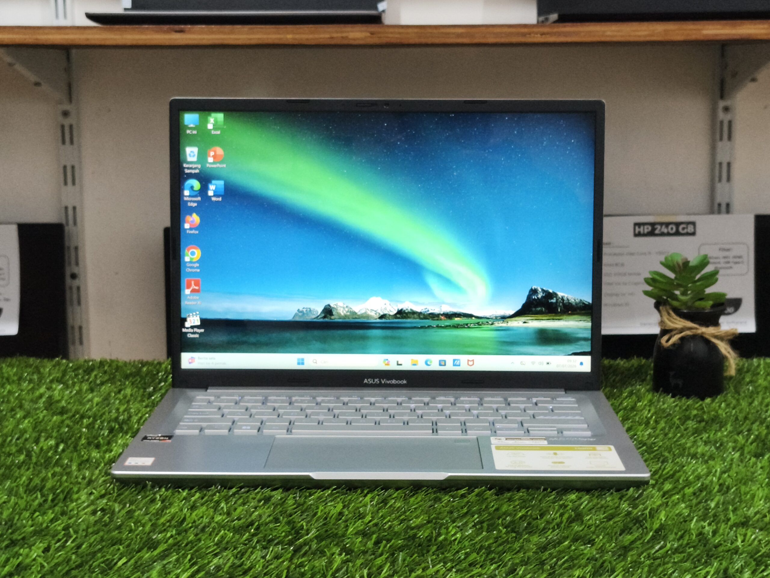 ASUS VIVOBOOK GO 14 E1404FA AMD Ryzen 5 7520U (RAM 16GB/SSD 512GB NVMe) KEYBOARD BACKLIT 14" FHD