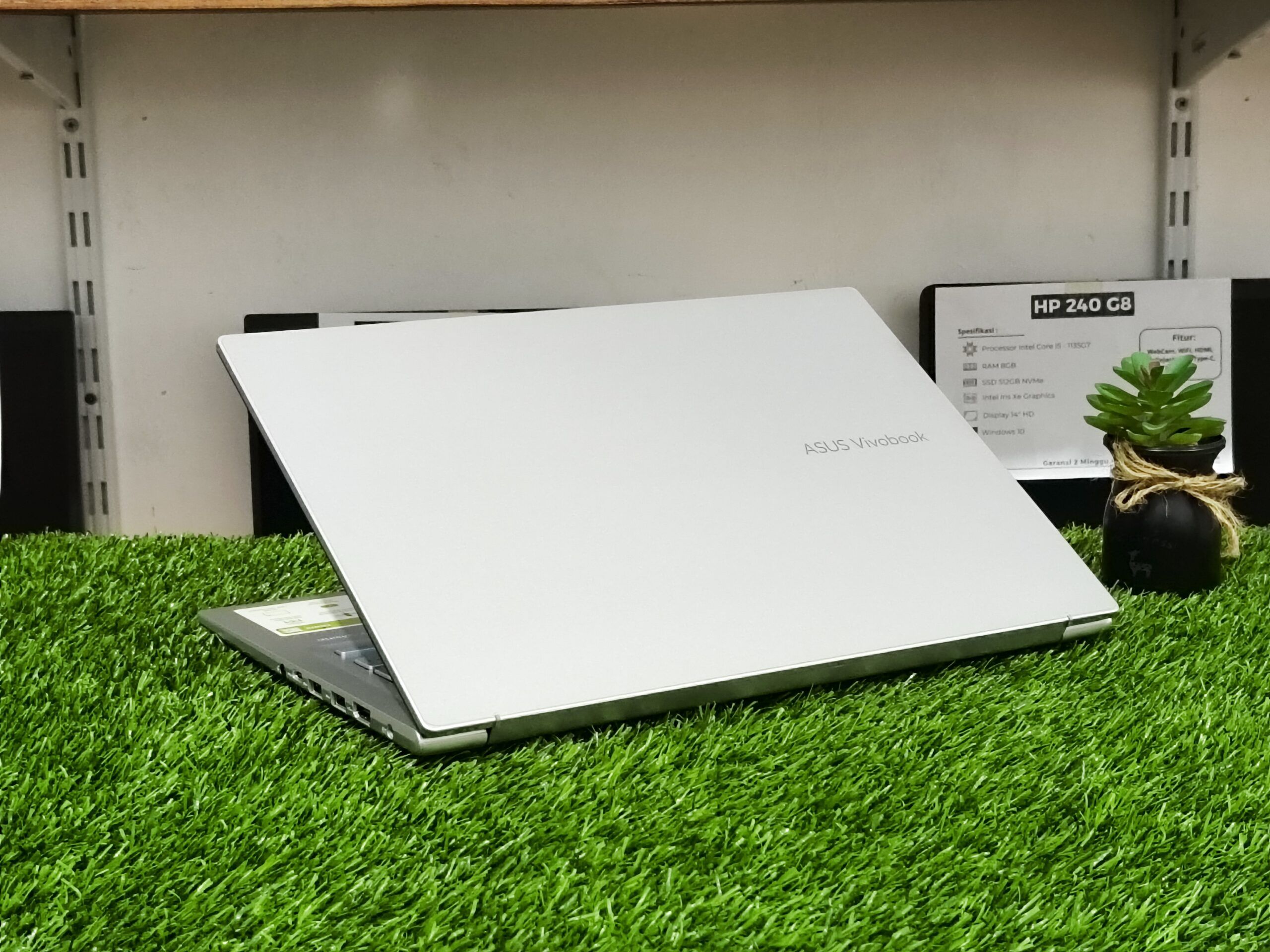 ASUS VIVOBOOK GO 14 E1404FA AMD Ryzen 5 7520U (RAM 16GB/SSD 512GB NVMe) KEYBOARD BACKLIT 14" FHD - Gambar 6