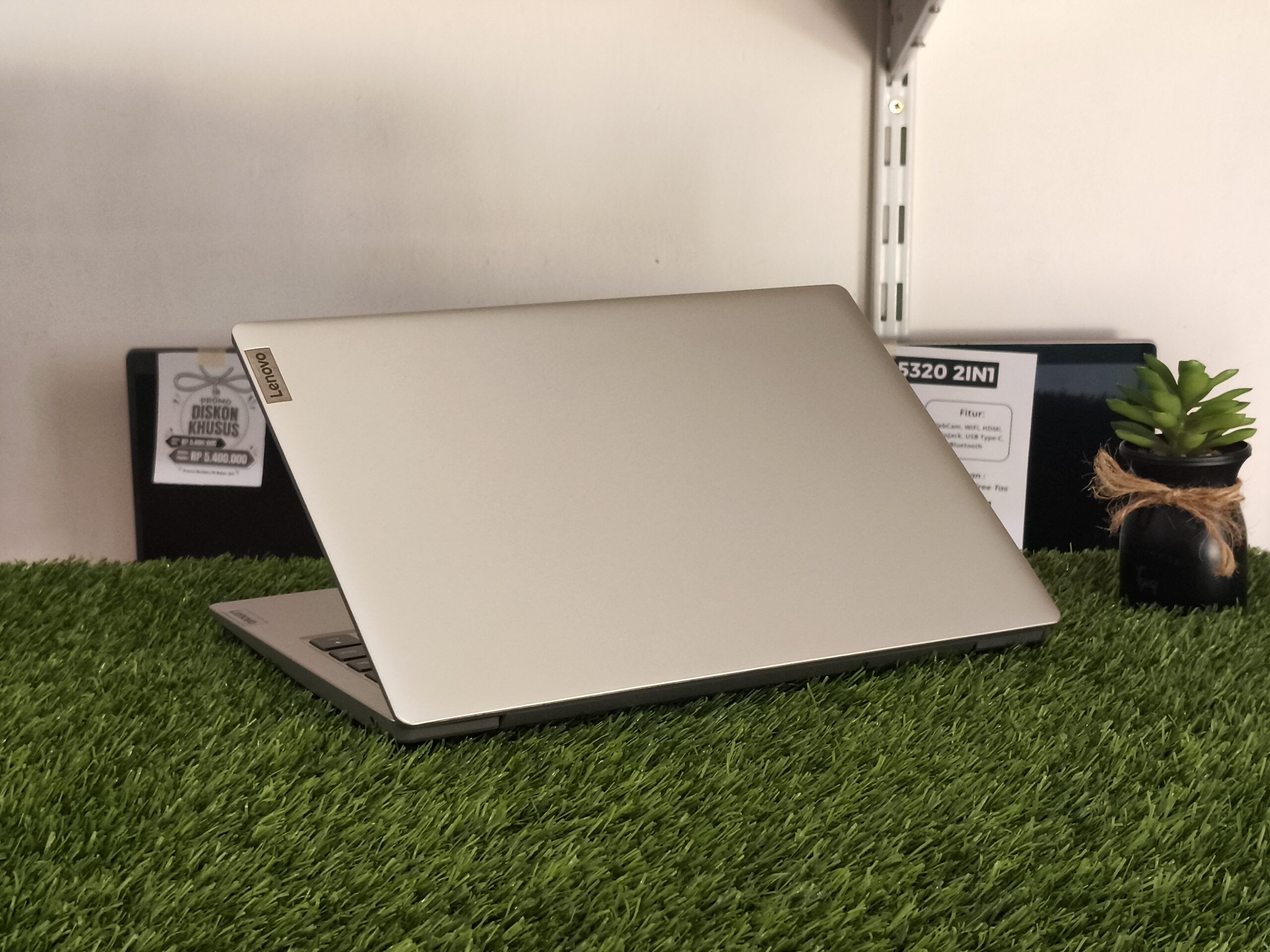 LENOVO IP 1 11ADA05 AMD 3020e (RAM 4GB/SSD 256GB NVMe) 11" FHD - Gambar 6