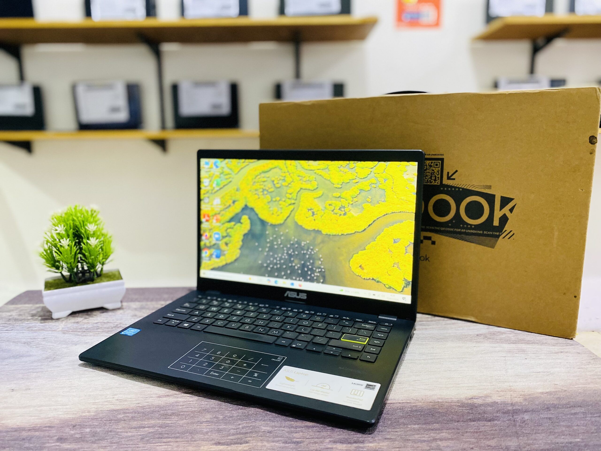 LAPTOP ASUS E410MA | INTEL CELERON N4020 ( RAM 4GB / SSD 512GB NVME ) - Gambar 7