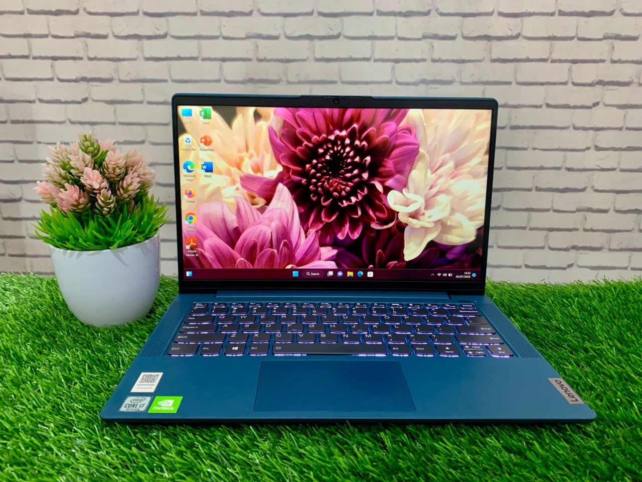 Lenovo IP 5 14IIL05 Intel Core i7-1055G7/ Ram 16GB / SSD 512GB / Intel Iris Plus + Nvidia MX 350/ 14" FHD/ Key Backlite