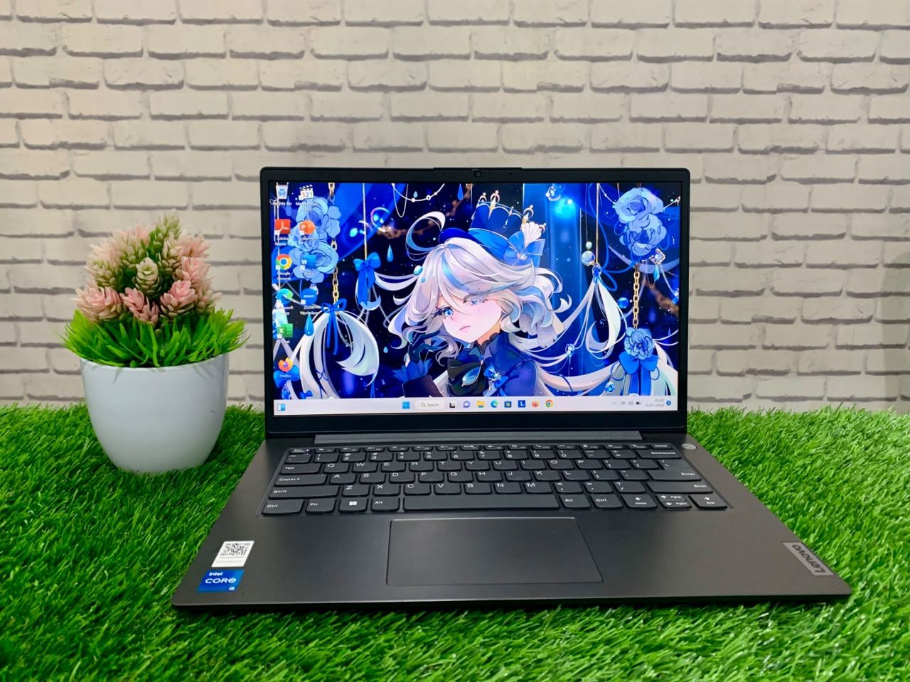 LENOVO V14 G3 IAP Intel Core i5-1235U/ Ram 8GB / SSD 512GB / Intel UHD Graphics/ 14" FHD/ Murah/ Garansi