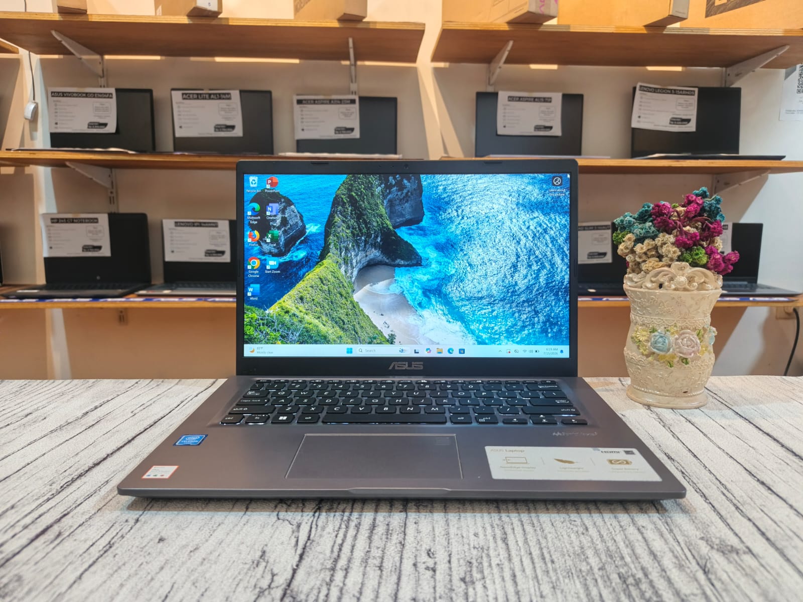ASUS VIVOBOOK 14 A416MAO Intel Celeron N4020 (Ram 4GB / SSD 256GB NVMe) Intel UHD 600 Graphics/ KeyBacklit