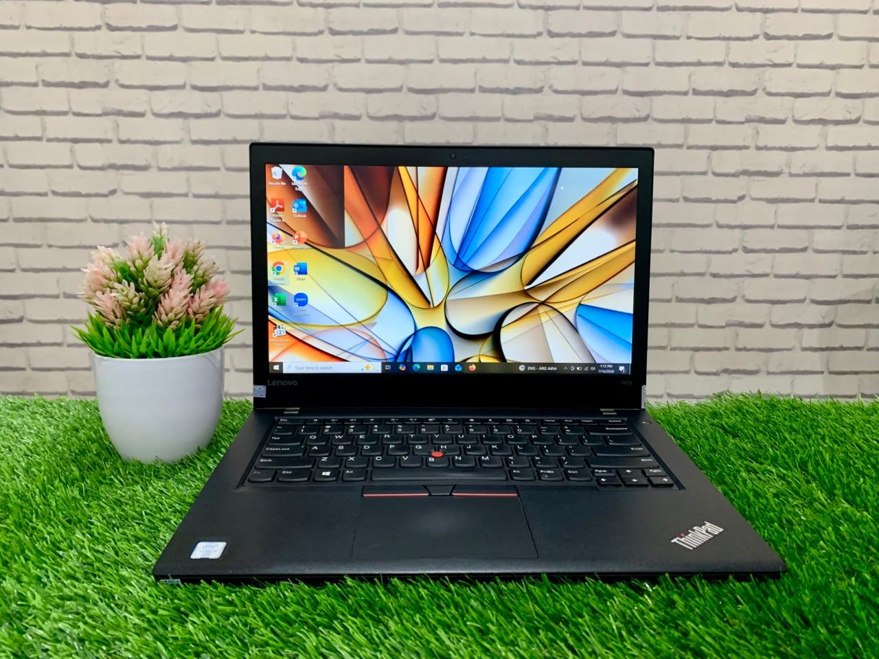 LENOVO THINKPAD T470 Intel Core i5-6300U/ RAM 8GB/ SSD 256GB/ Intel UHD Graphics 520/ 14" FHD/ Murah