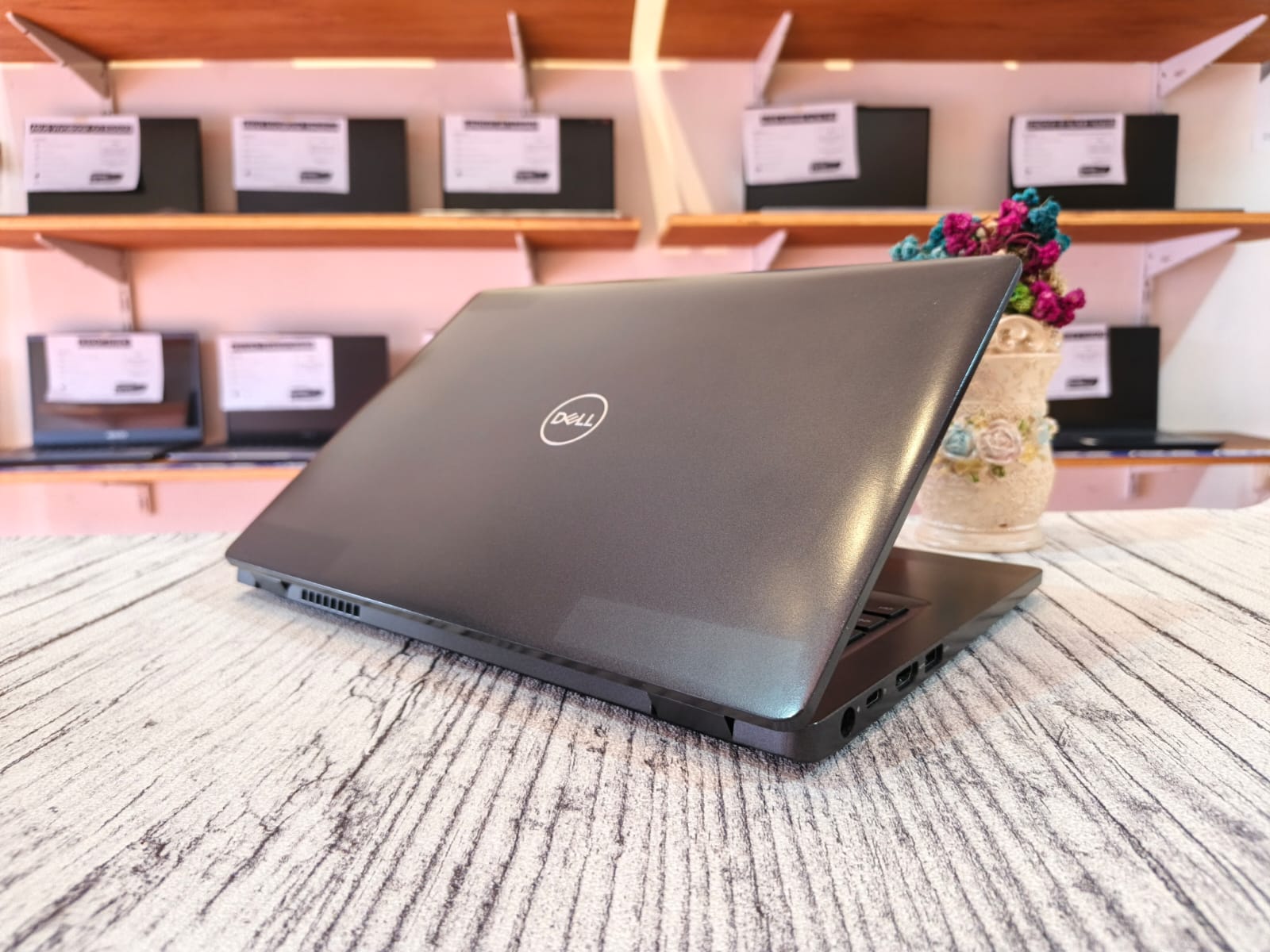 DELL LATITUDE 5300 Intel Core i5-8265U (Ram 8GB / SSD 256GB NVMe) Intel UHD 620 Graphics - Gambar 5