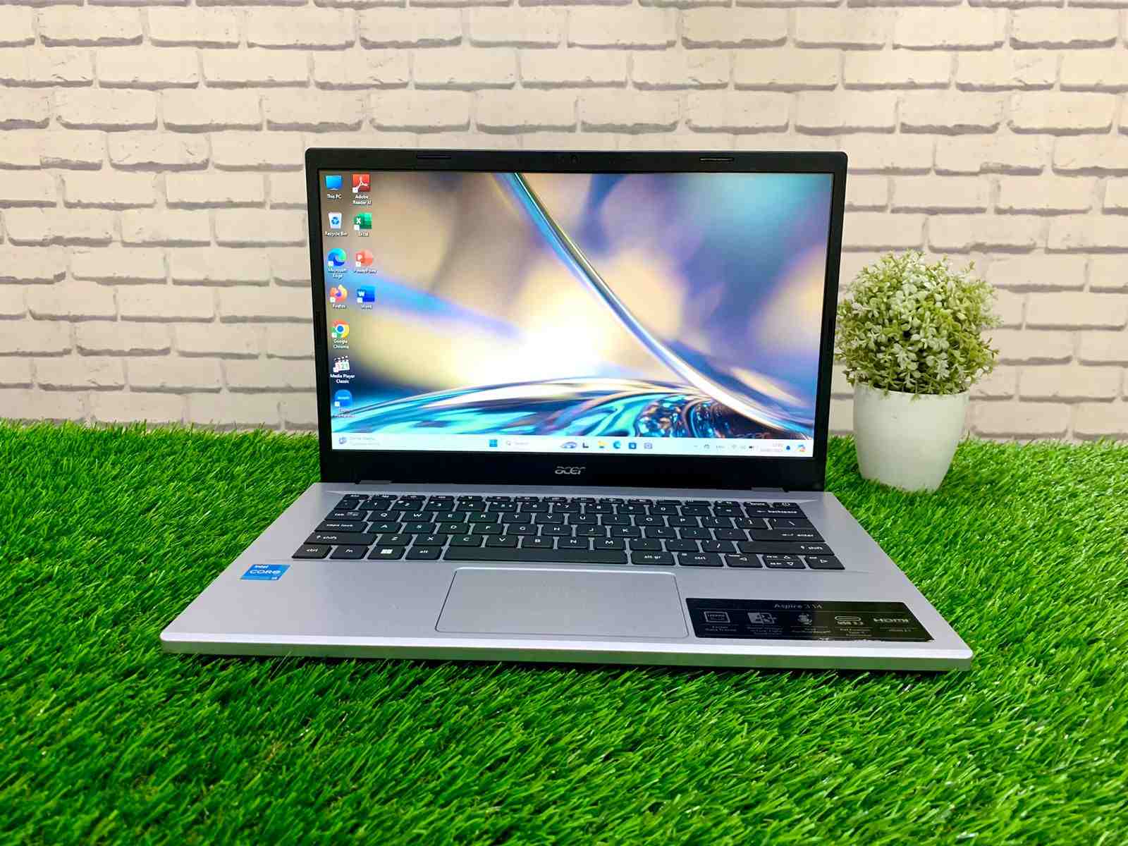 ACER Aspire A314-36M Intel Core i3-N305 8GB / SSD 512GB / 14"