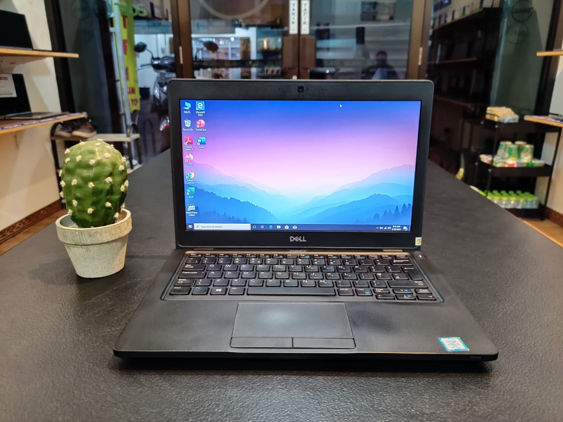 DELL LATITUDE 5290 (CORE i5-8350U/ 8 GB/ SSD 256 GB/ BACKLIT)