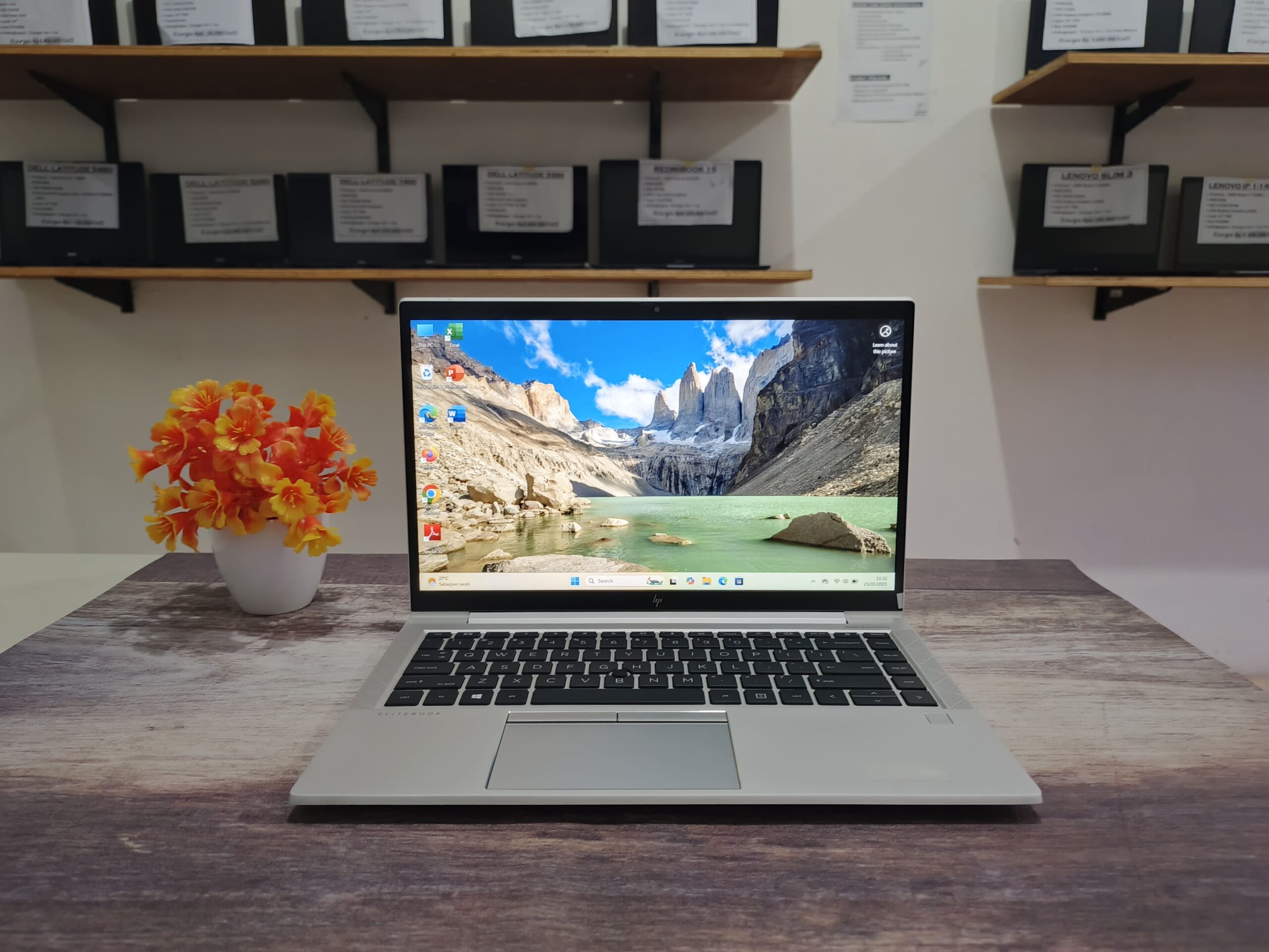 LAPTOP HP ELITEBOOK 845 G7 | AMD RYZEN 5 PRO 4650U ( RAM 16GB / SSD 256GB NVMe )