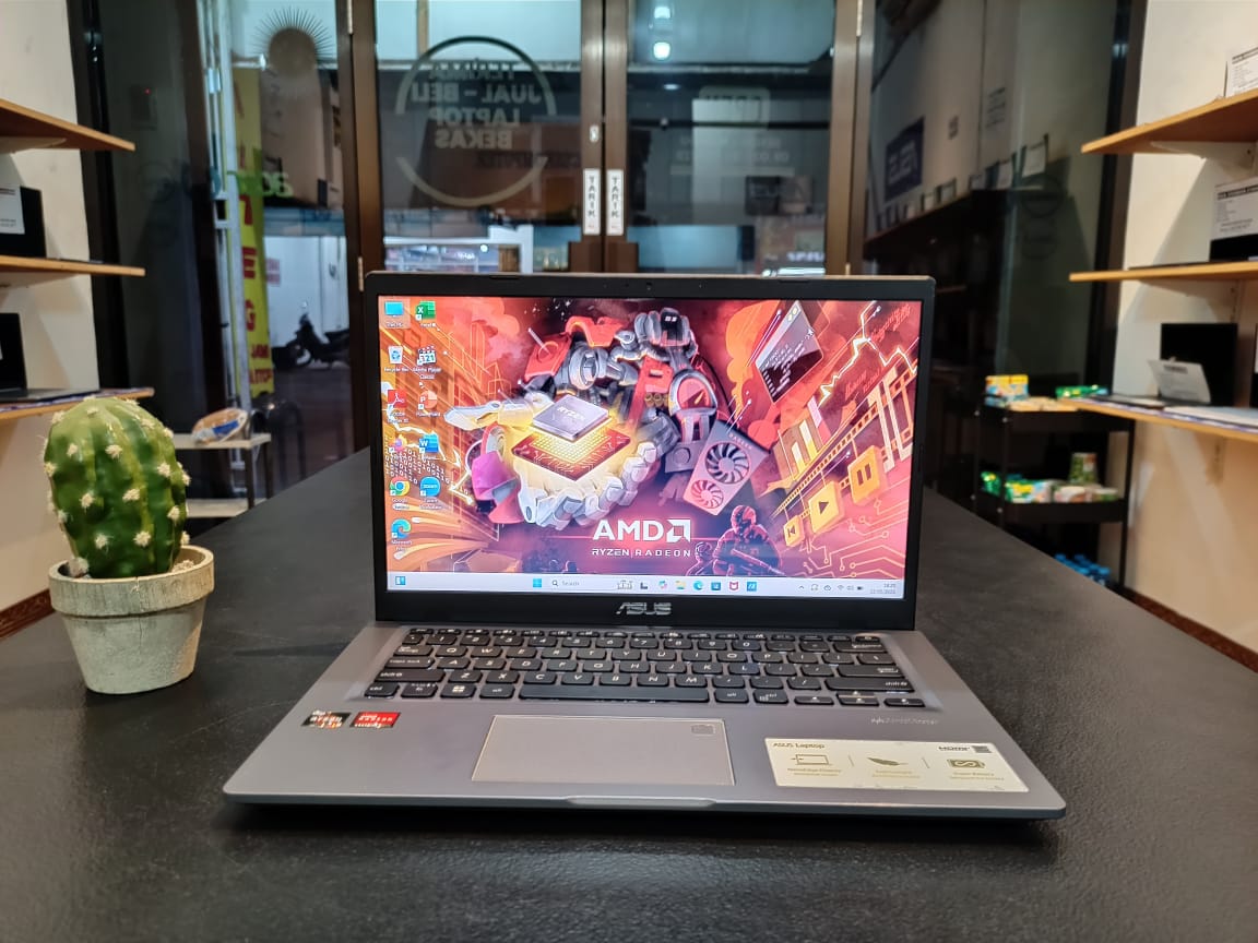 ASUS M415DA (RYZEN 3 3250U/ 8 GB/ SSD 512 GB)