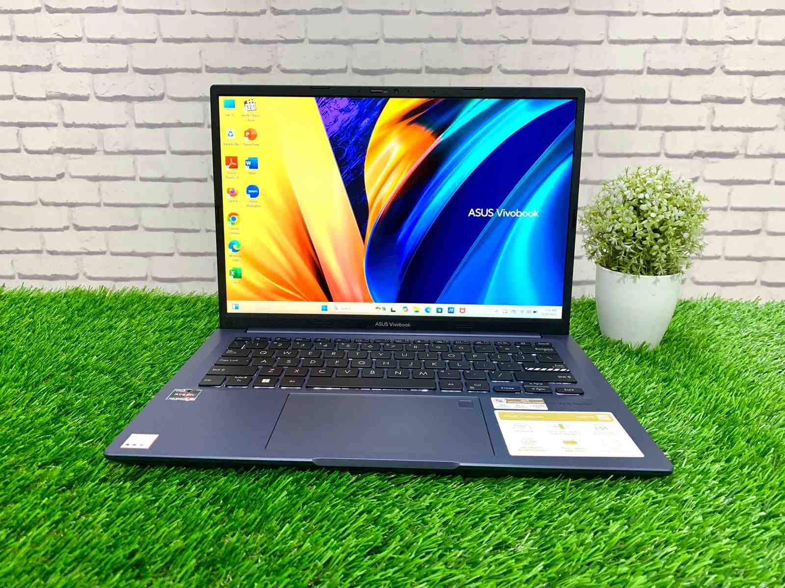 ASUS VivoBook 14X M1403QA AMD Ryzen 5 5600H / Ram 16GB / SSD 512GB / 14" FHD / Garansi Aktif
