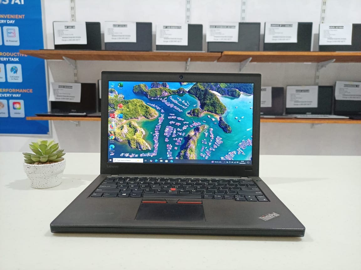 LENOVO THINKPAD X270 Core i3-7100U/4GB