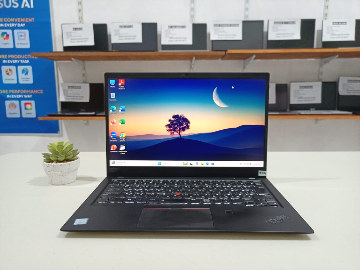 LENOVO THINKPAD X1 CARBON Core i5-8250U Touchscreen